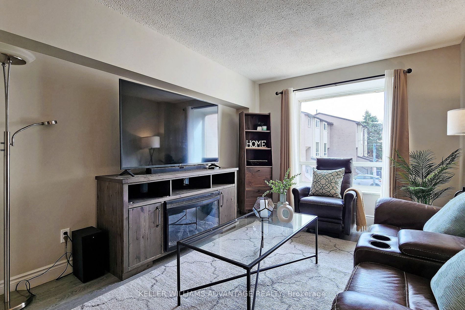 55 Collinsgrove Rd, #212