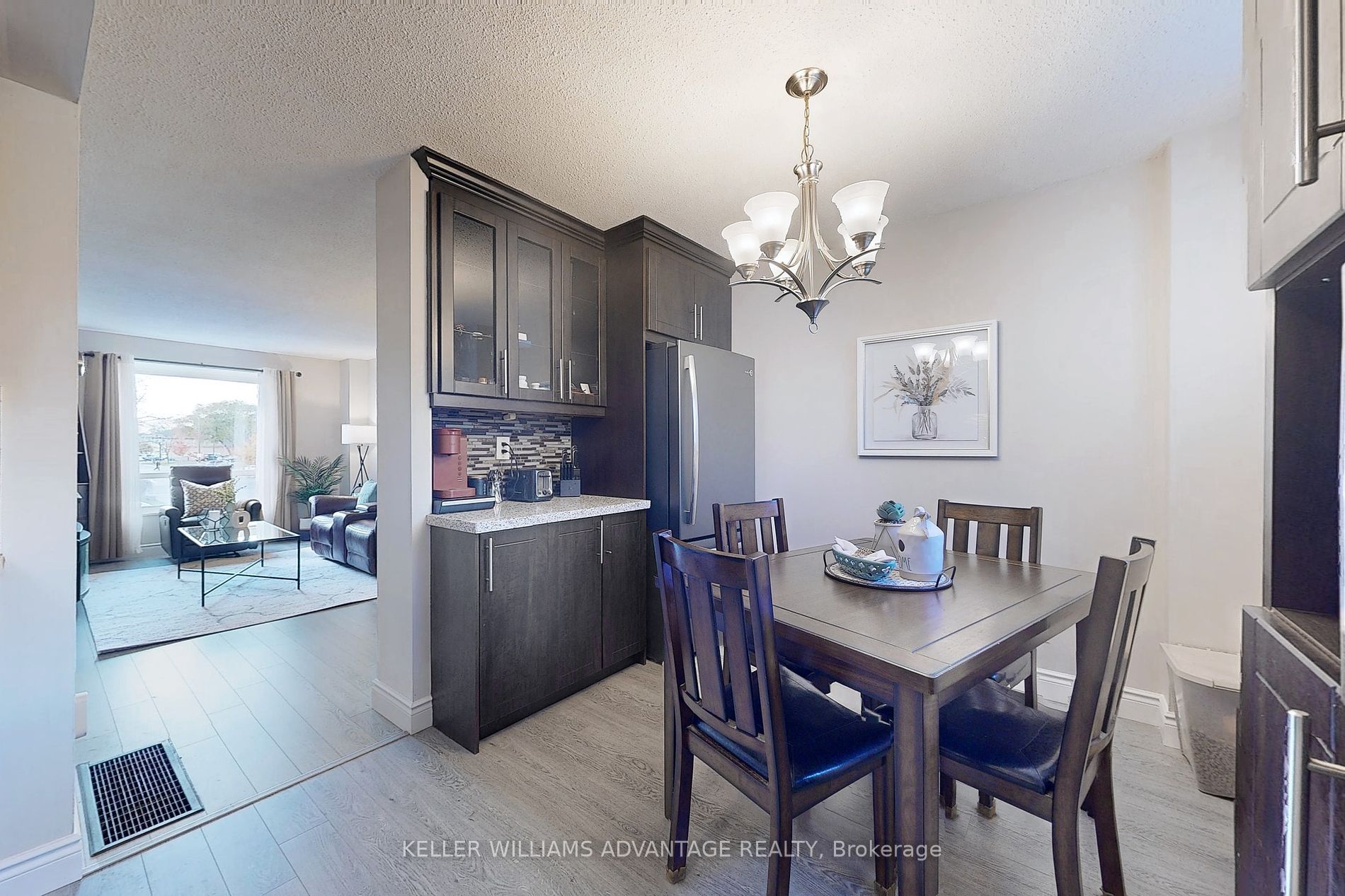 55 Collinsgrove Rd, #212