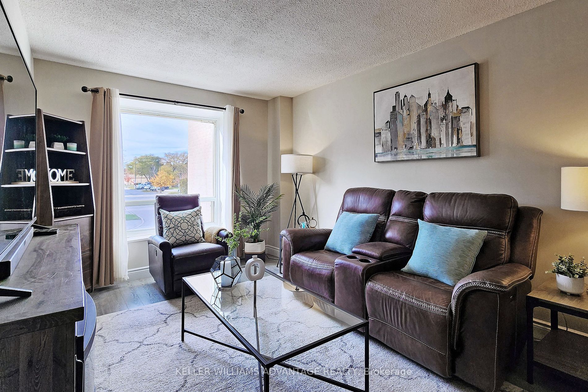 55 Collinsgrove Rd, #212