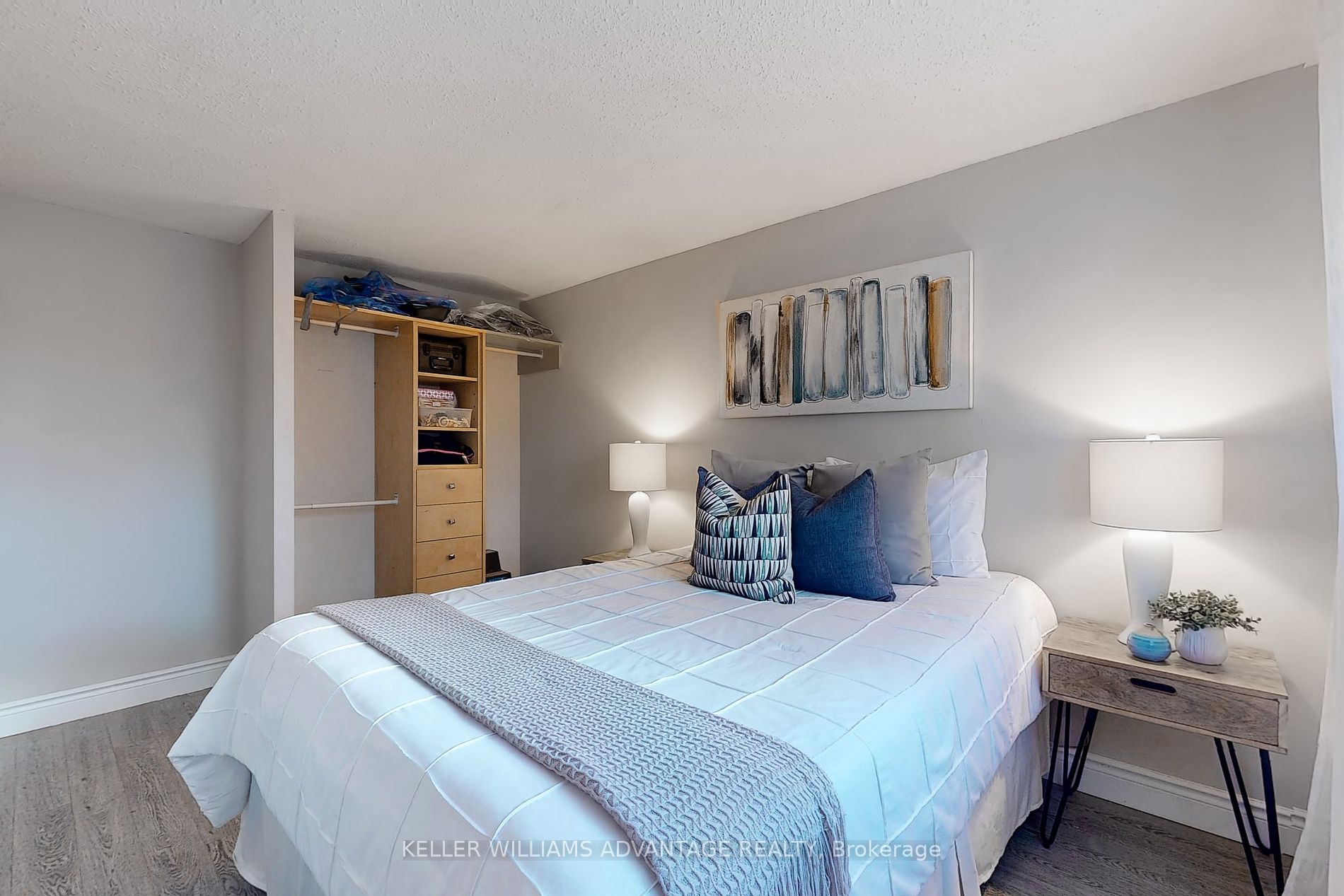 55 Collinsgrove Rd, #212