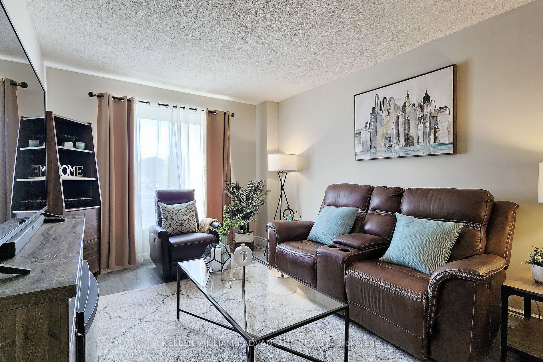 55 Collinsgrove Rd, #212