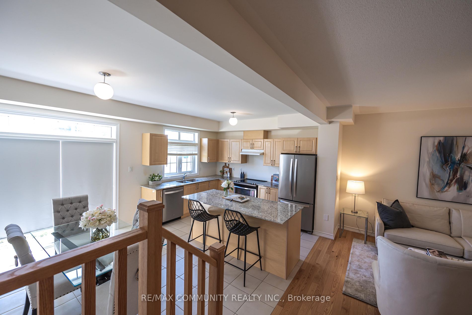 9 Brent Crescent