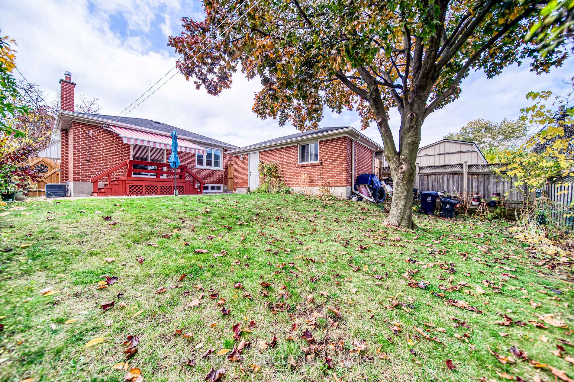 67 Araman Dr