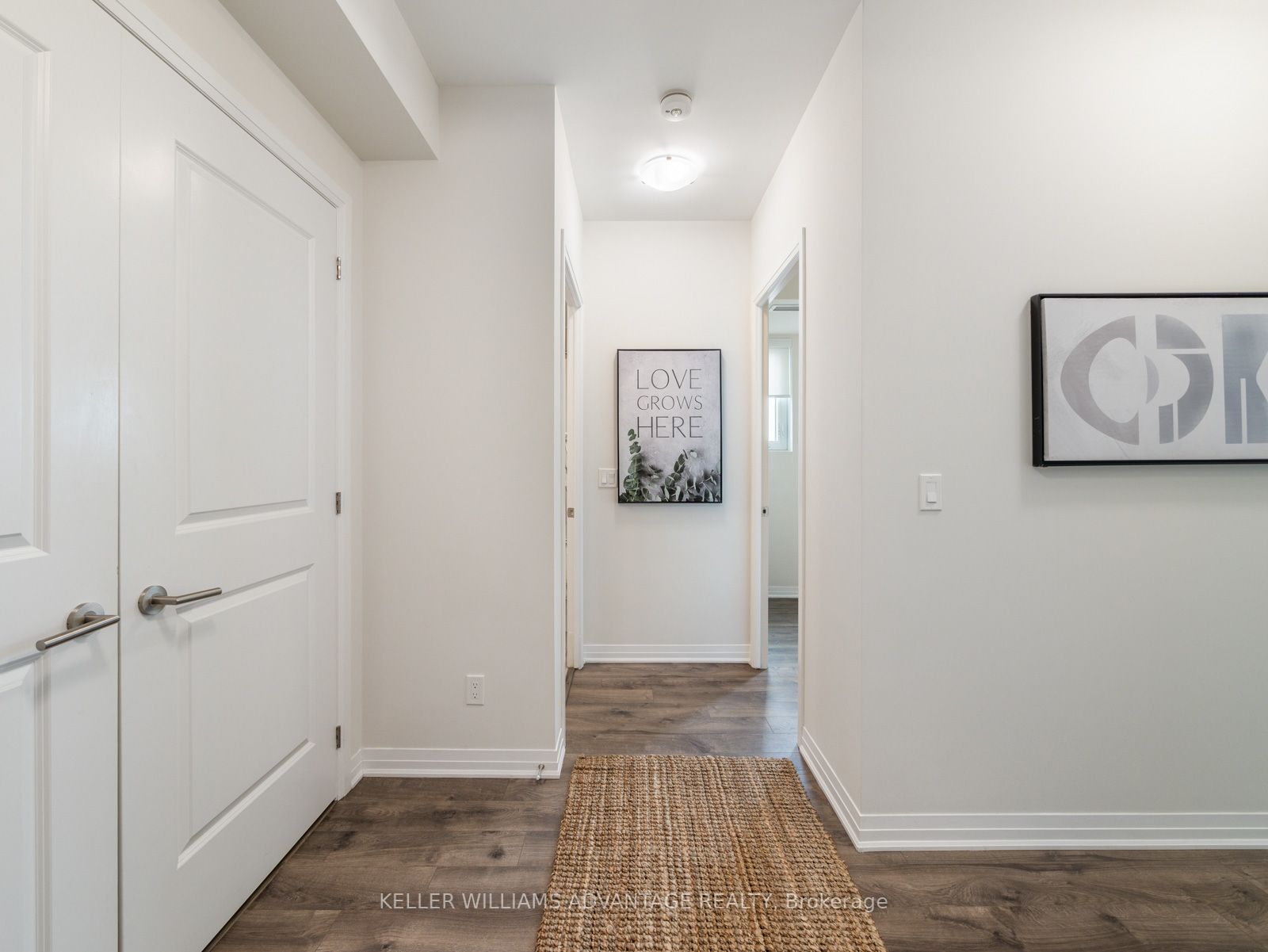 1630 Queen St E, #503
