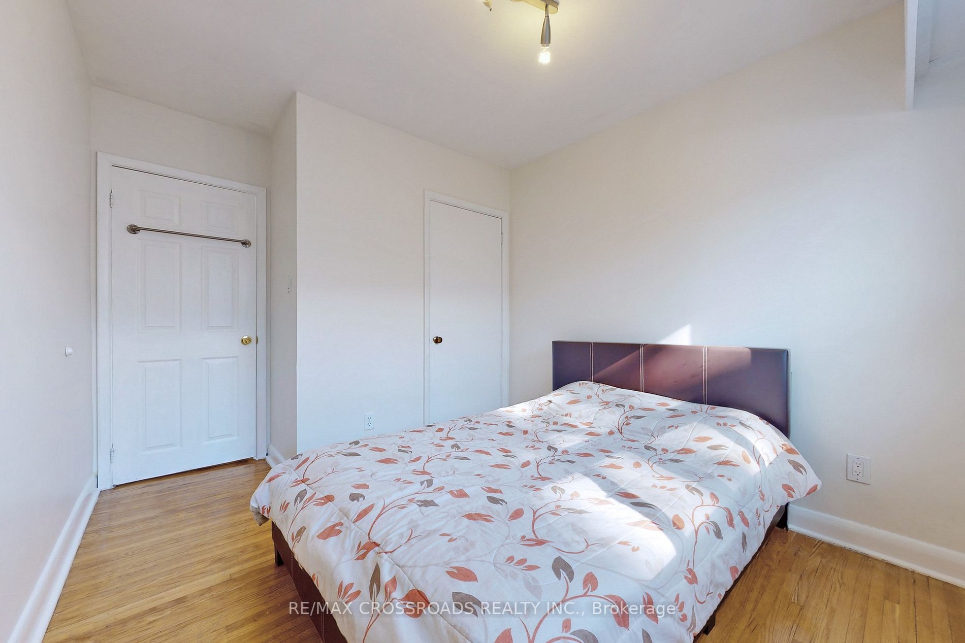 46 Perivale Crescent