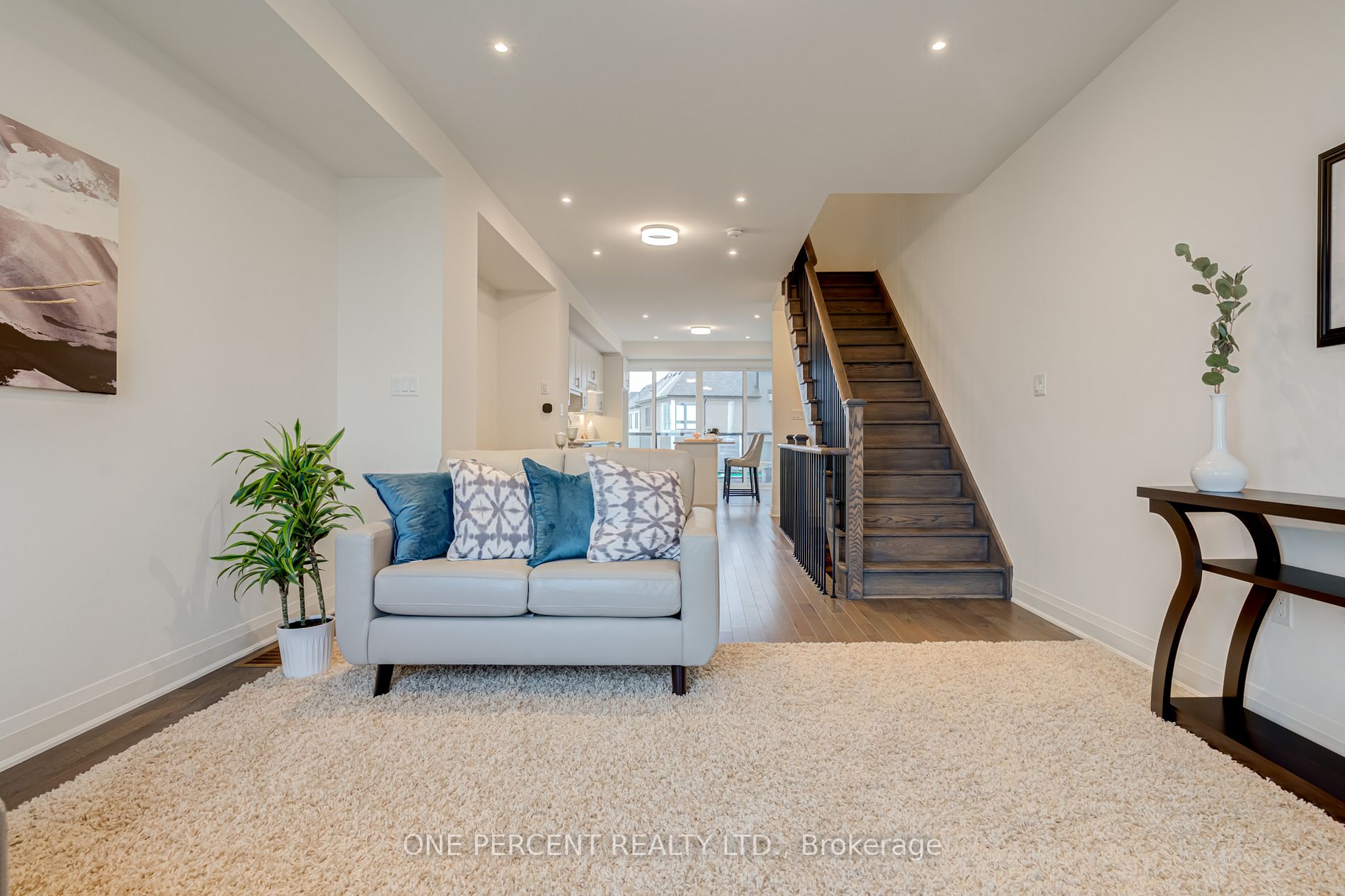 689 Port Darlington Rd, #46