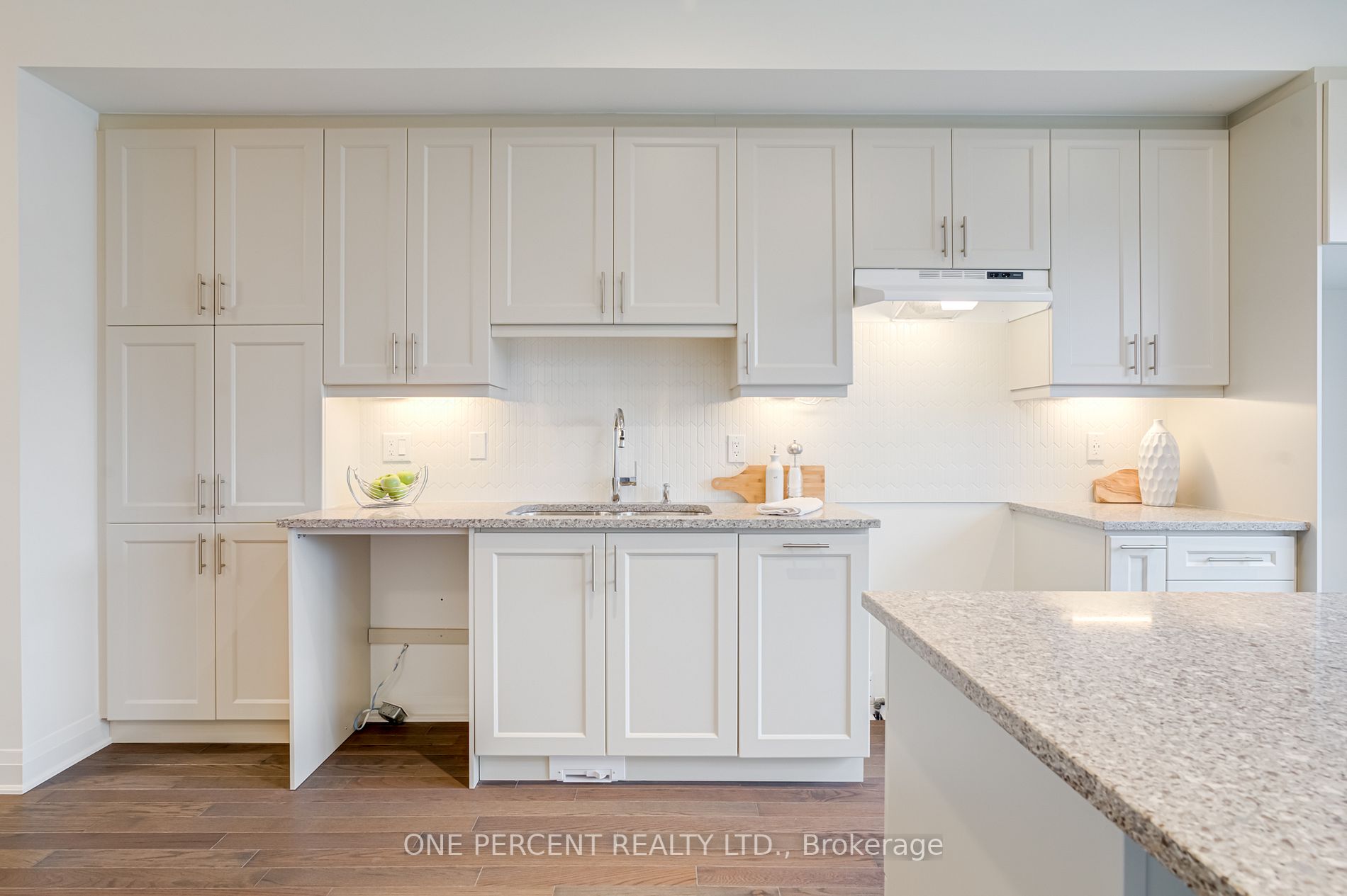689 Port Darlington Rd, #46