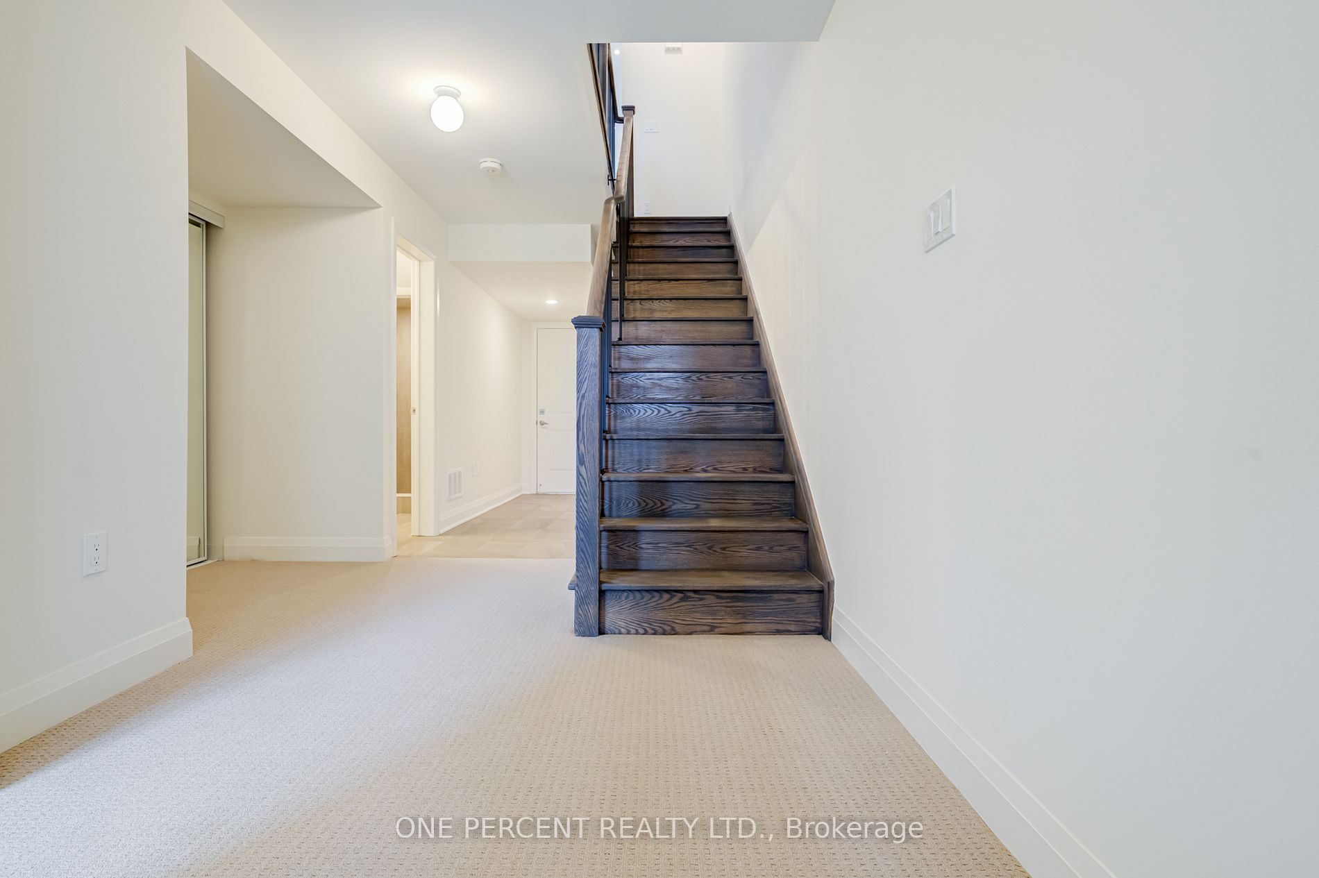 689 Port Darlington Rd, #46