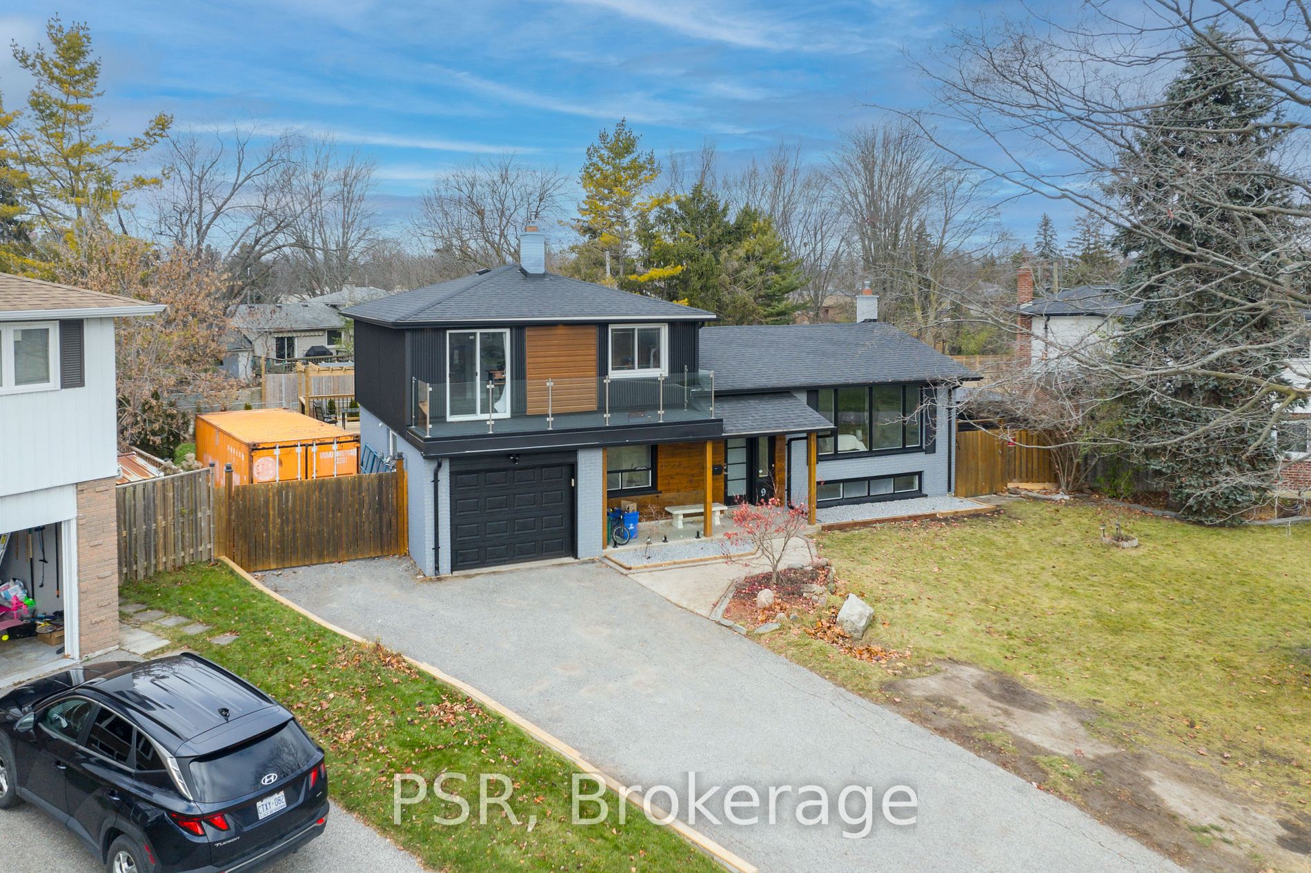 9 Farley Crt