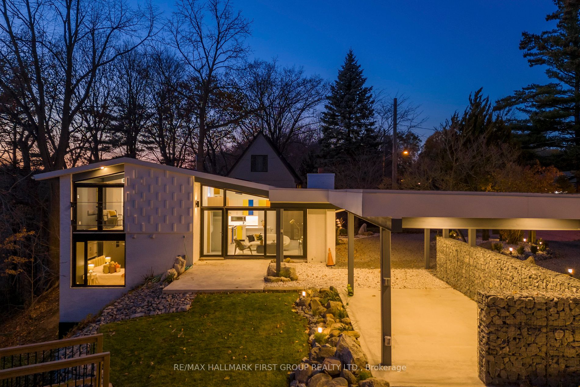 155 Colonel Danforth Trail