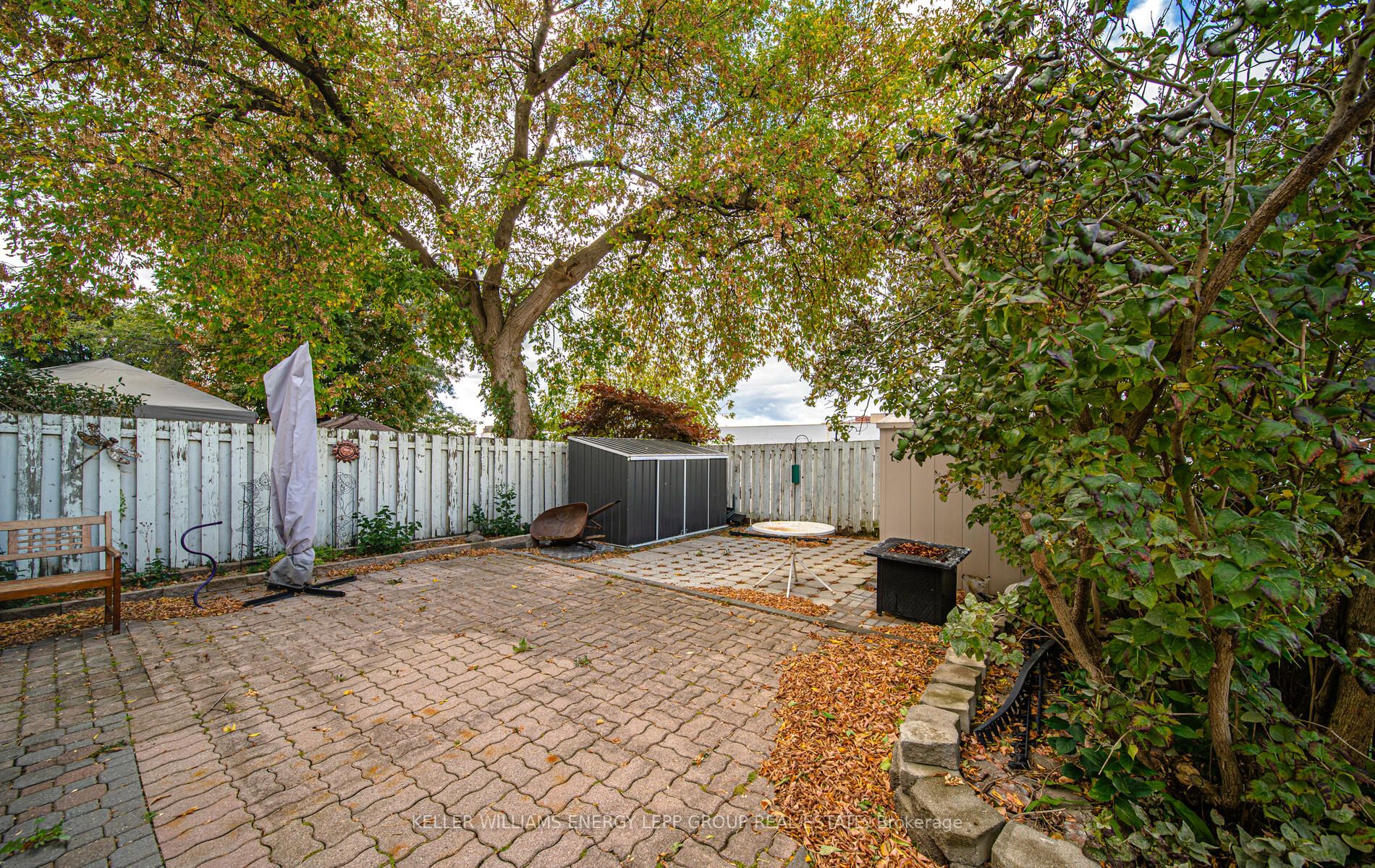 30 Greenfield Cres