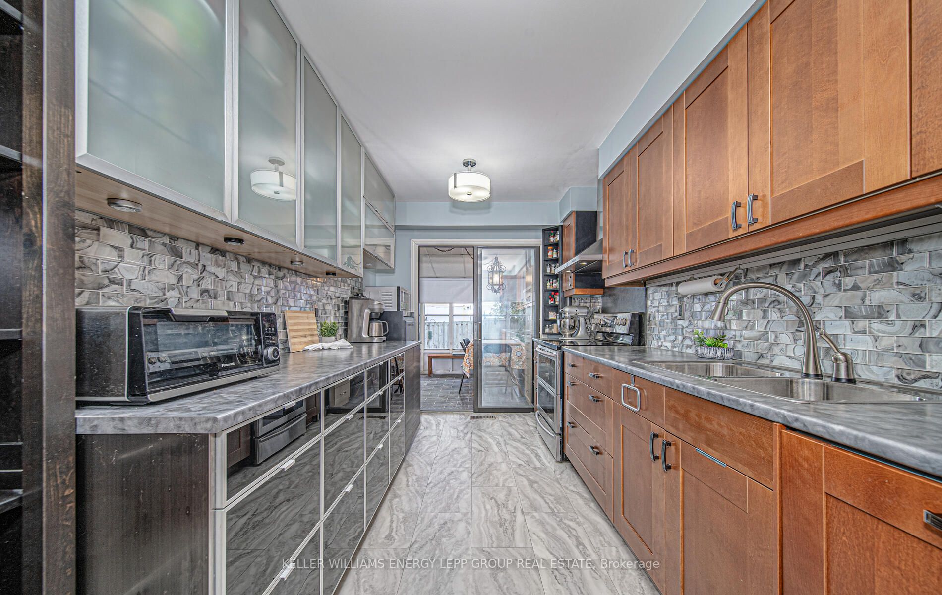 30 Greenfield Cres