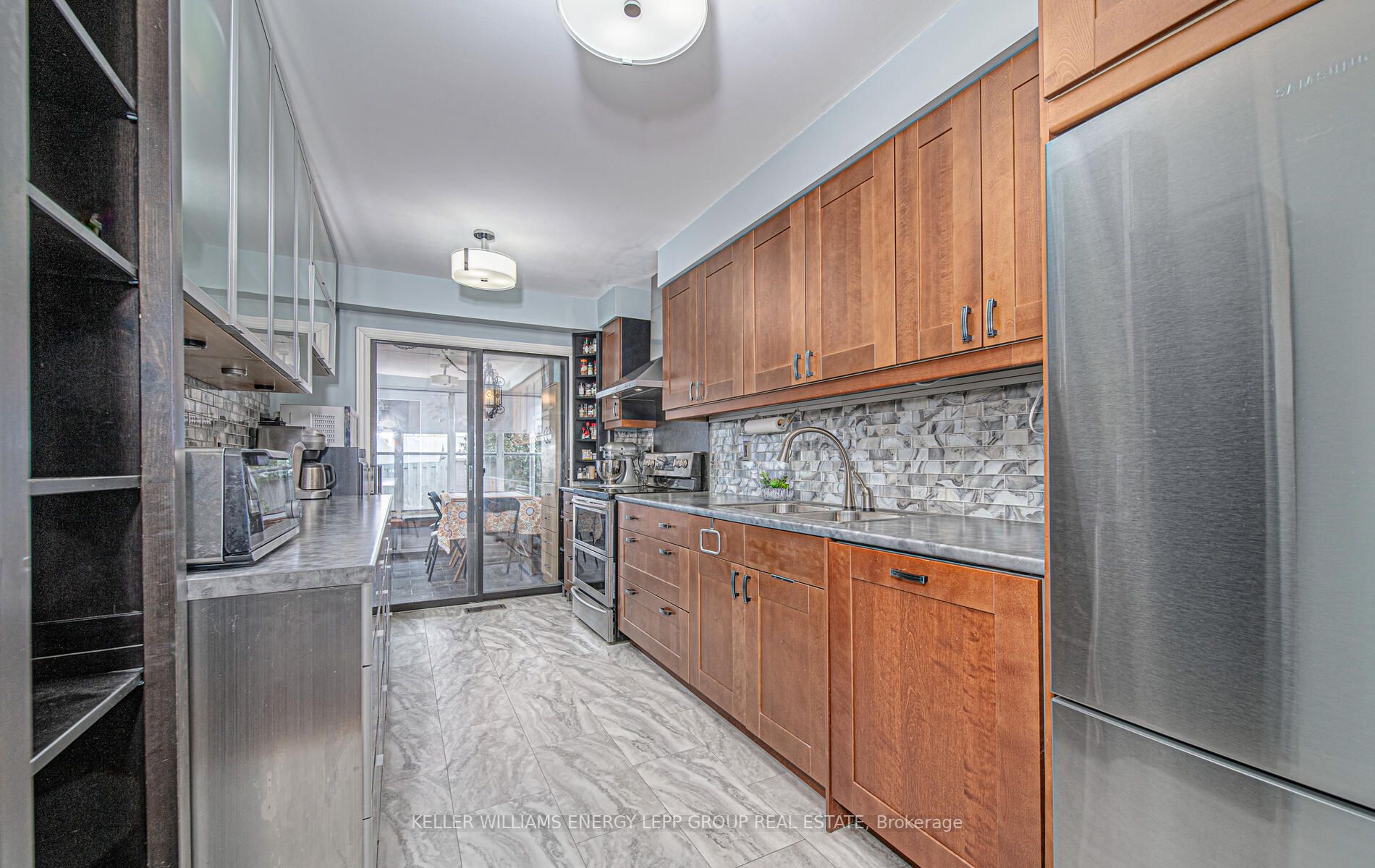 30 Greenfield Cres