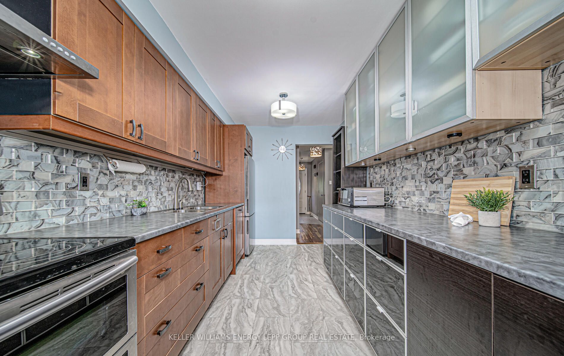30 Greenfield Cres