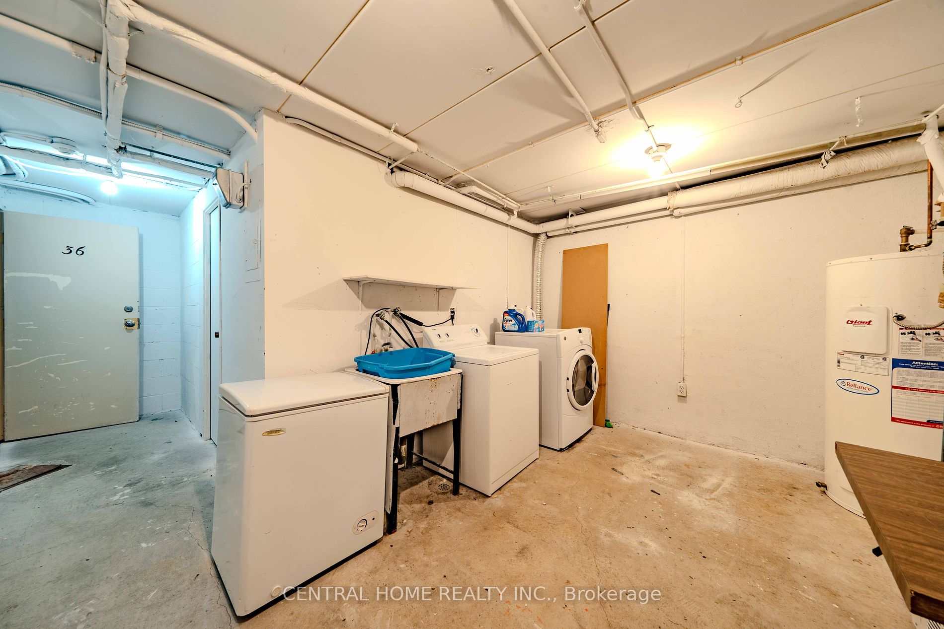 43 Taunton Road E #36