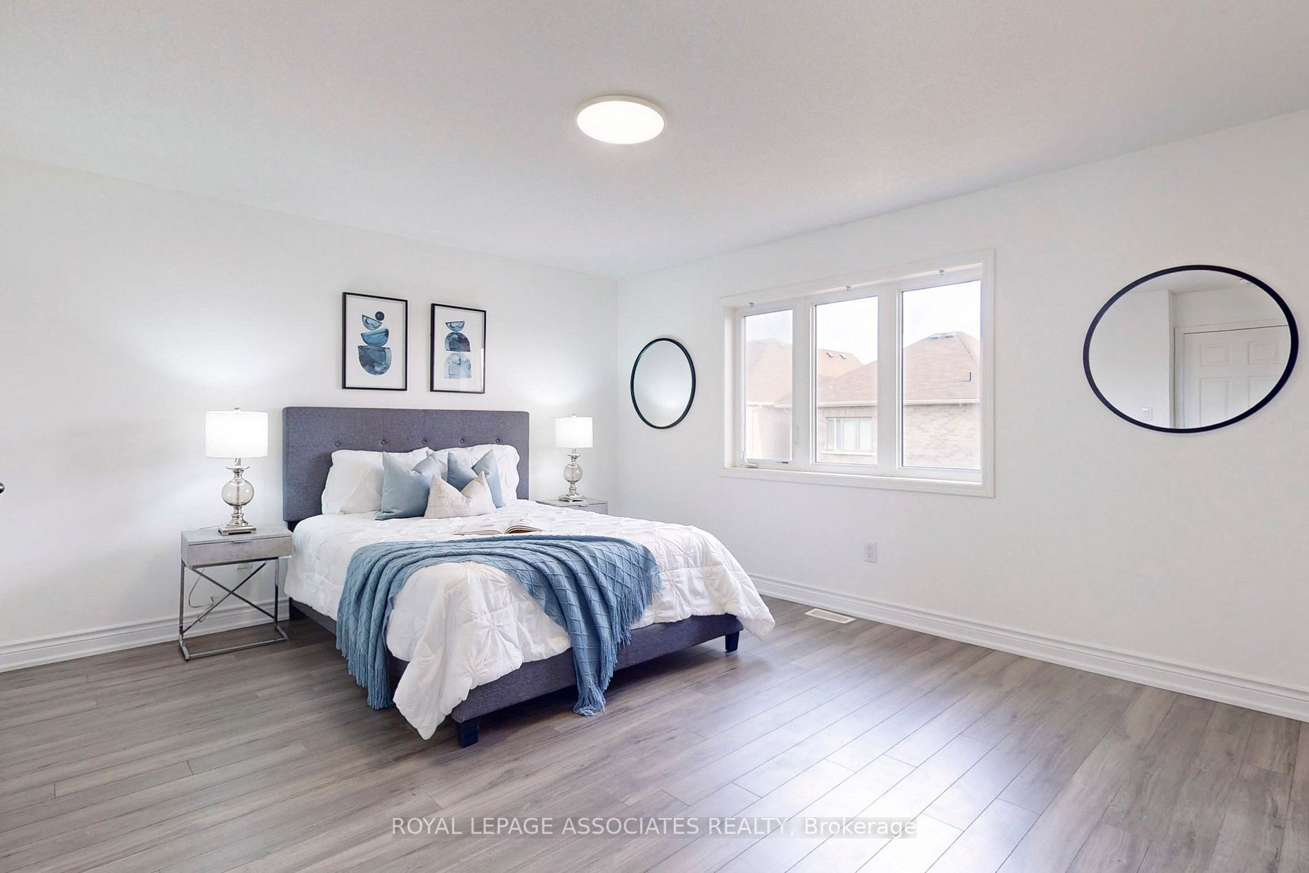 17 Camilleri Rd