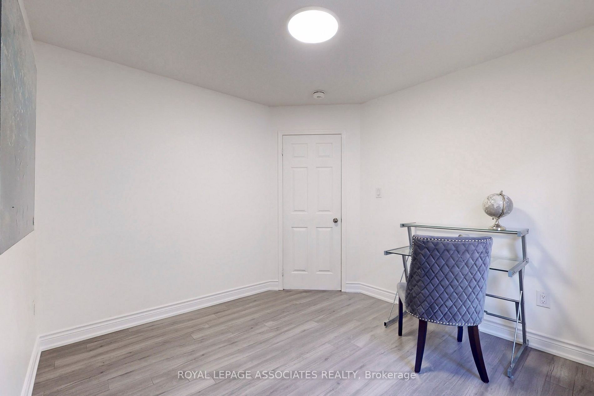 17 Camilleri Rd