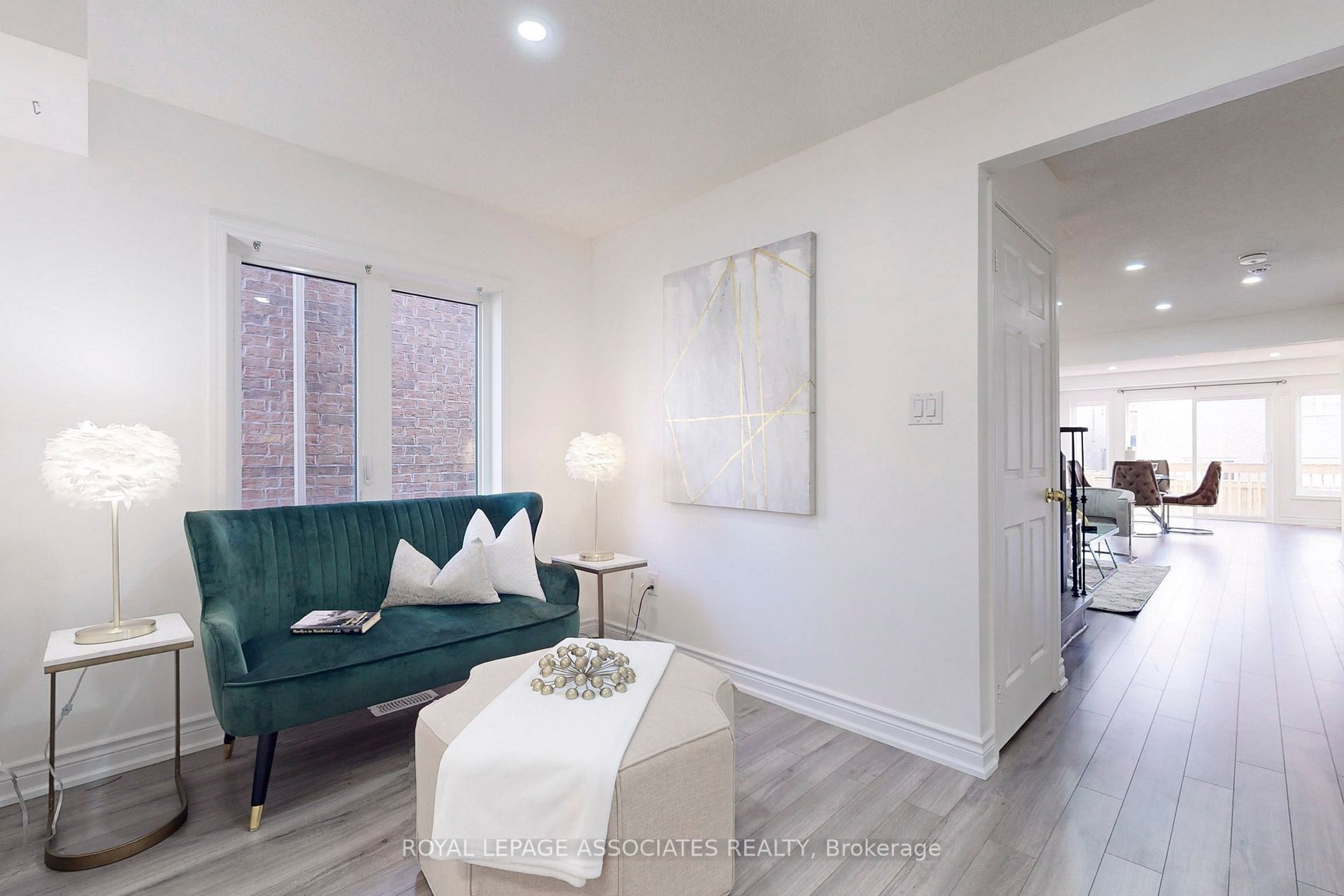 17 Camilleri Rd