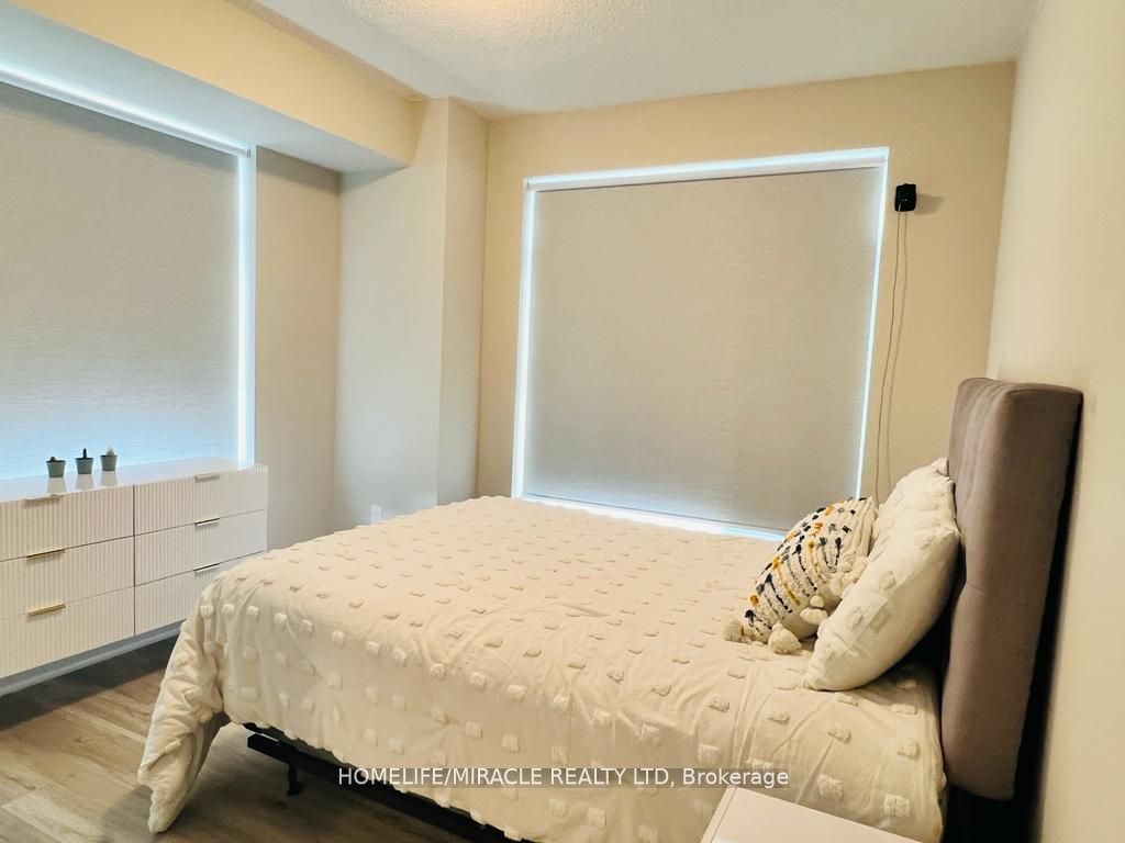3220 Sheppard Avenue E #809
