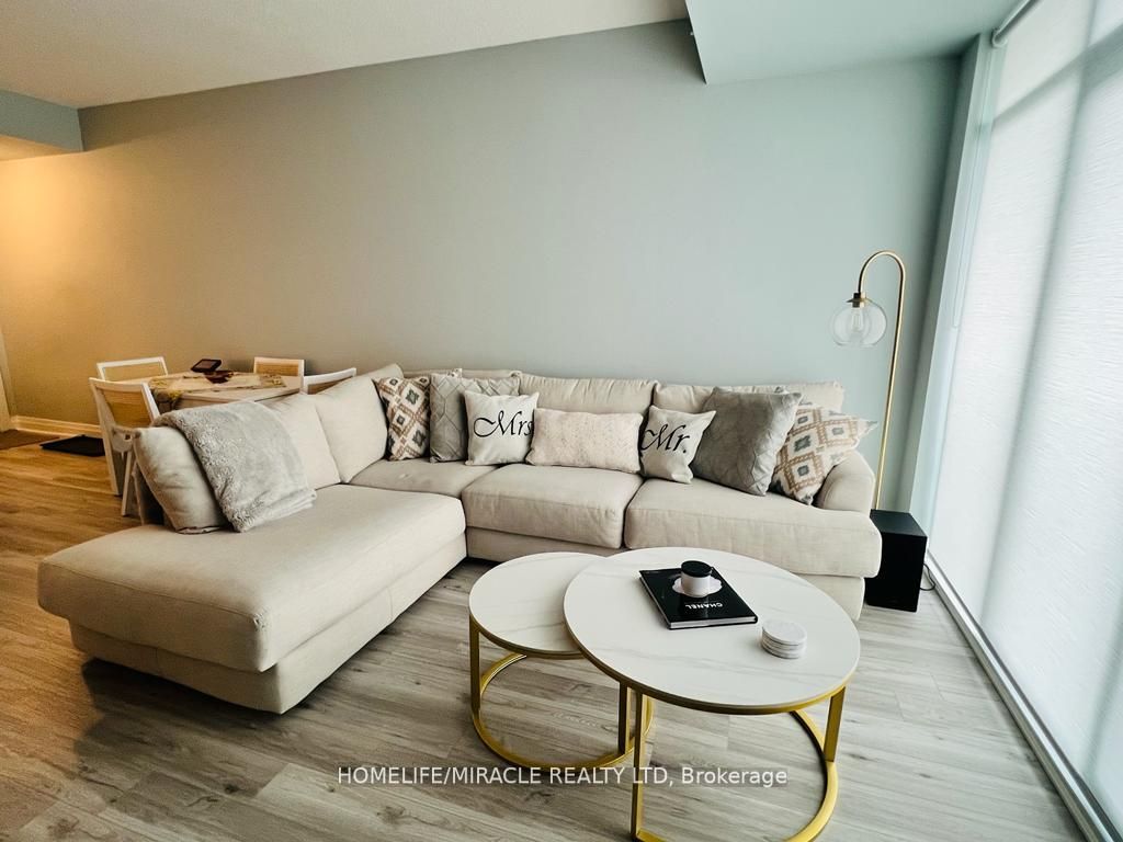 3220 Sheppard Avenue E #809