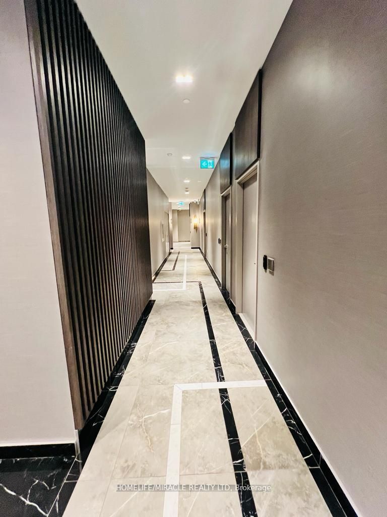 3220 Sheppard Avenue E #809