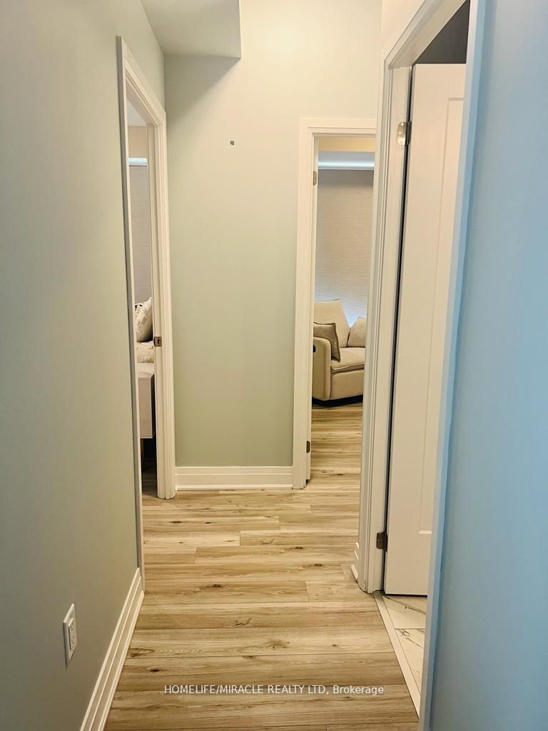 3220 Sheppard Avenue E #809