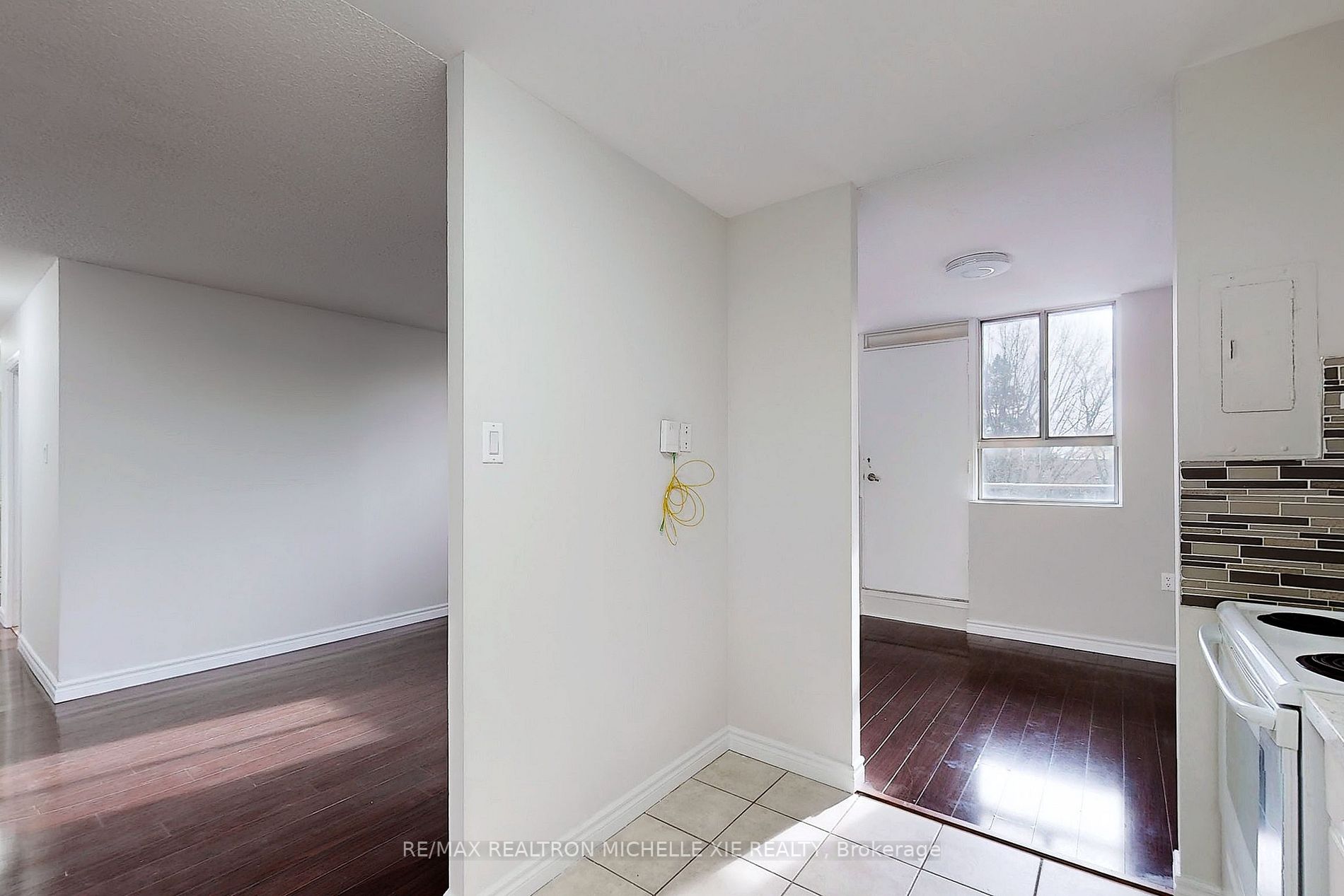 100 Dundalk Dr, #410