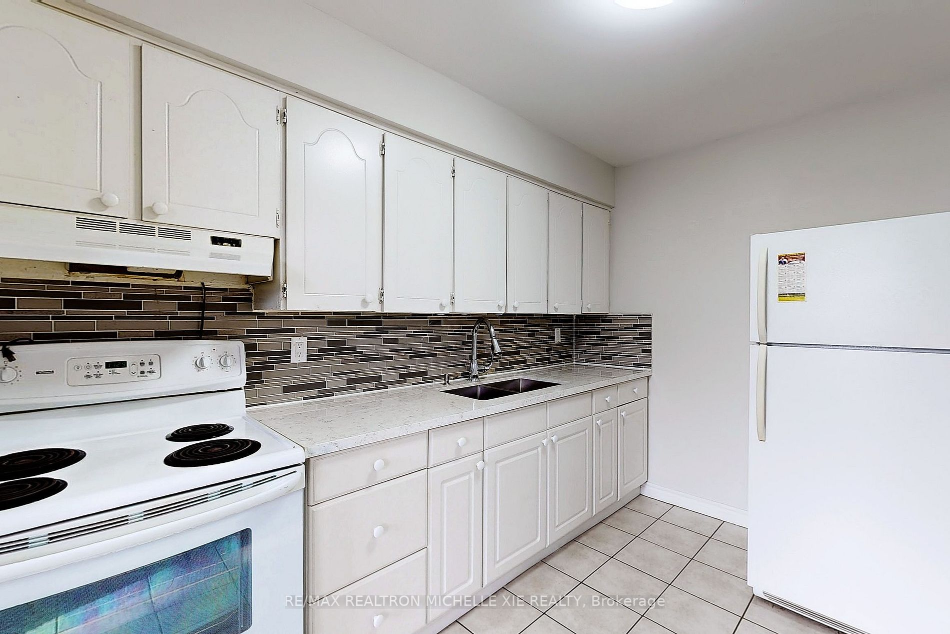 100 Dundalk Dr, #410