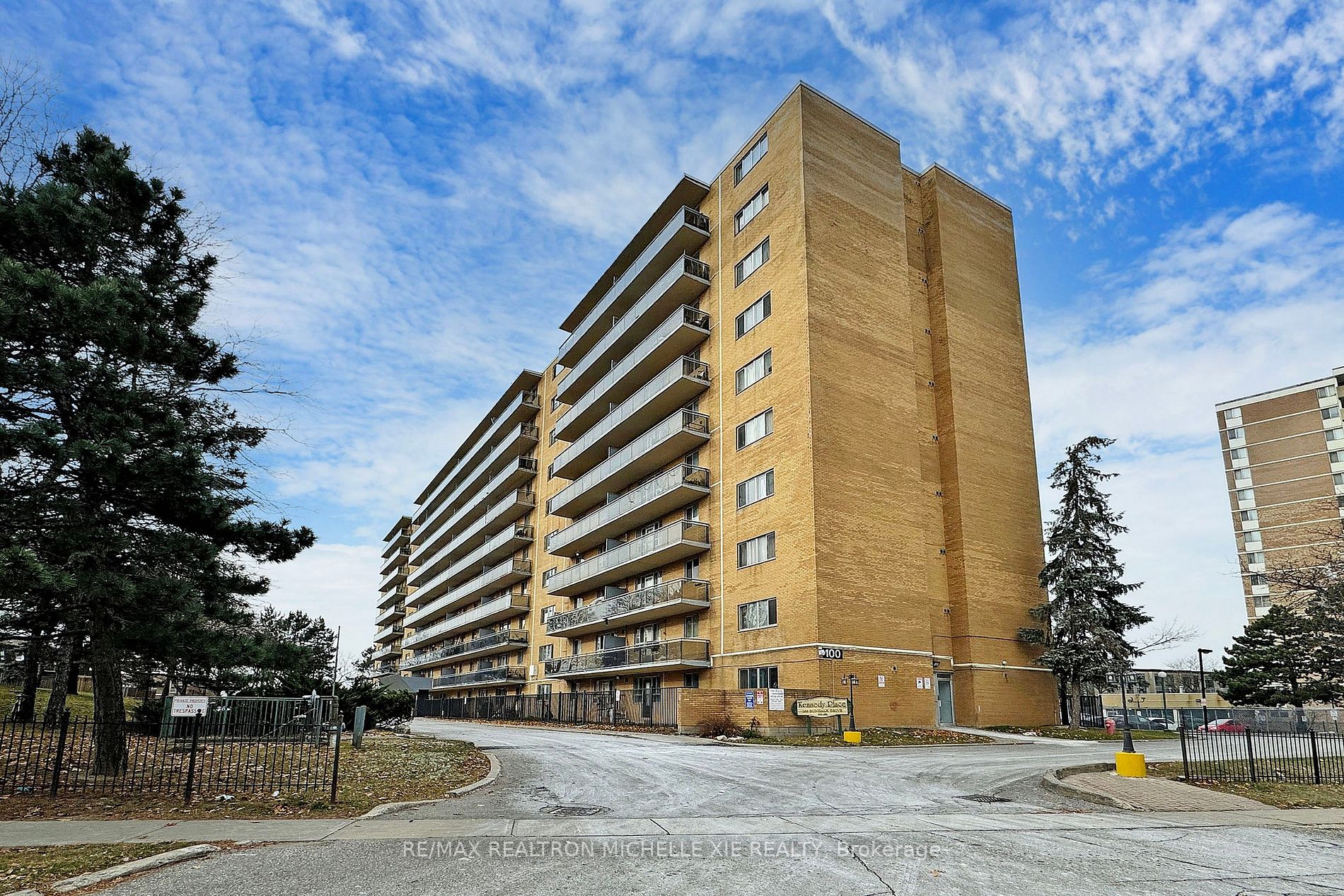 100 Dundalk Dr, #410