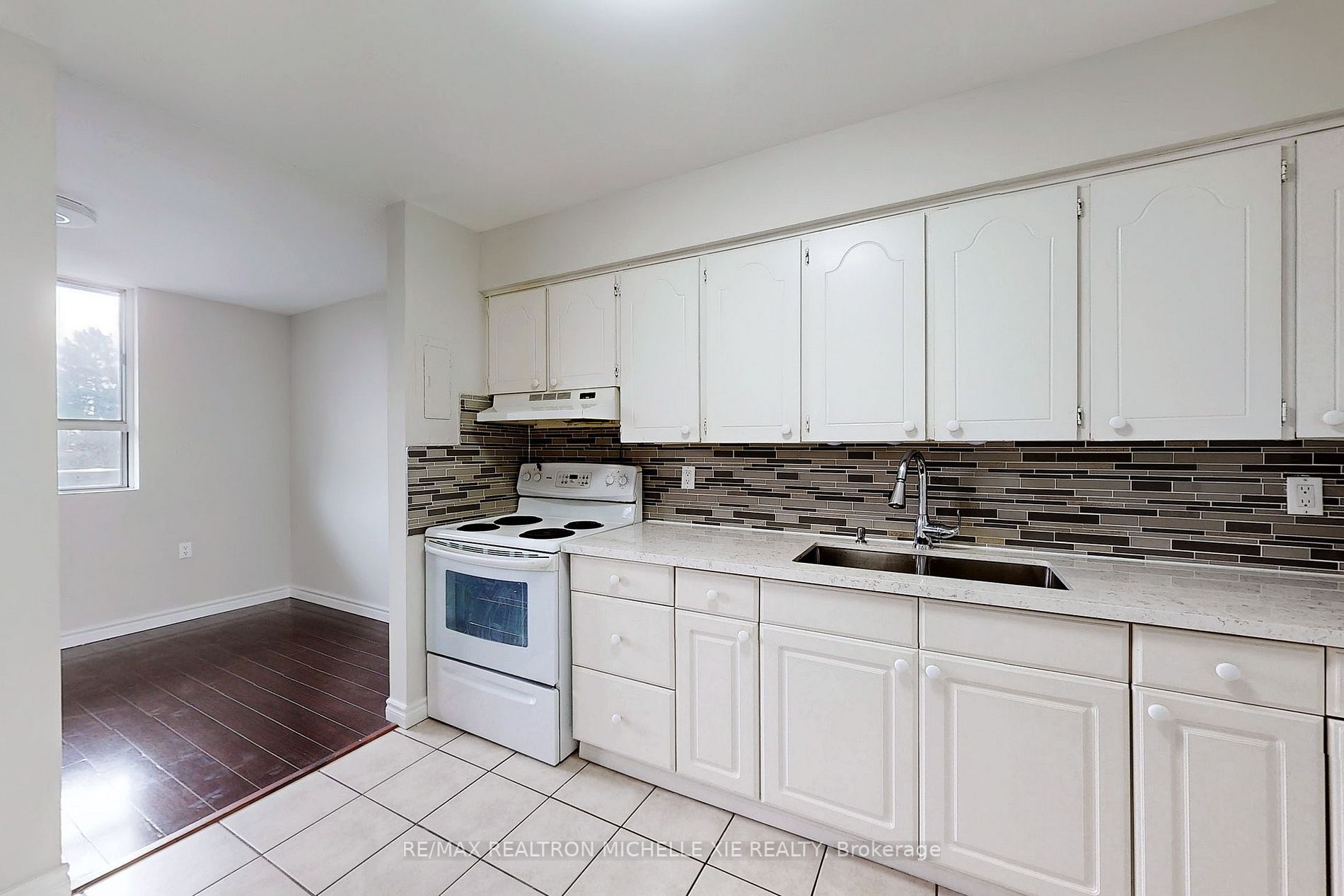 100 Dundalk Dr, #410