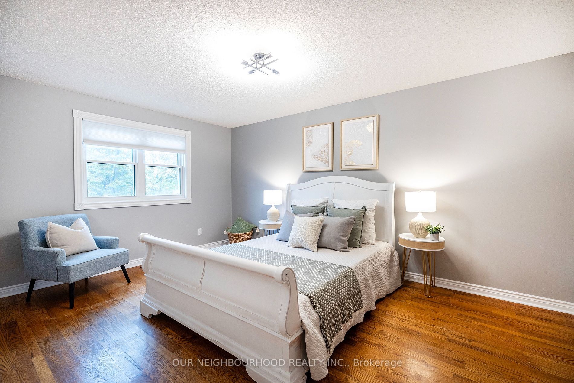 1 Mulholland Crt