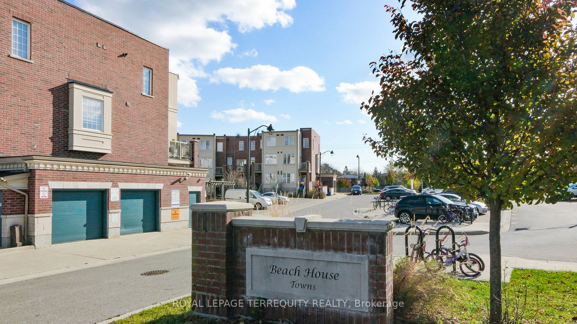 15 Island Road, #43