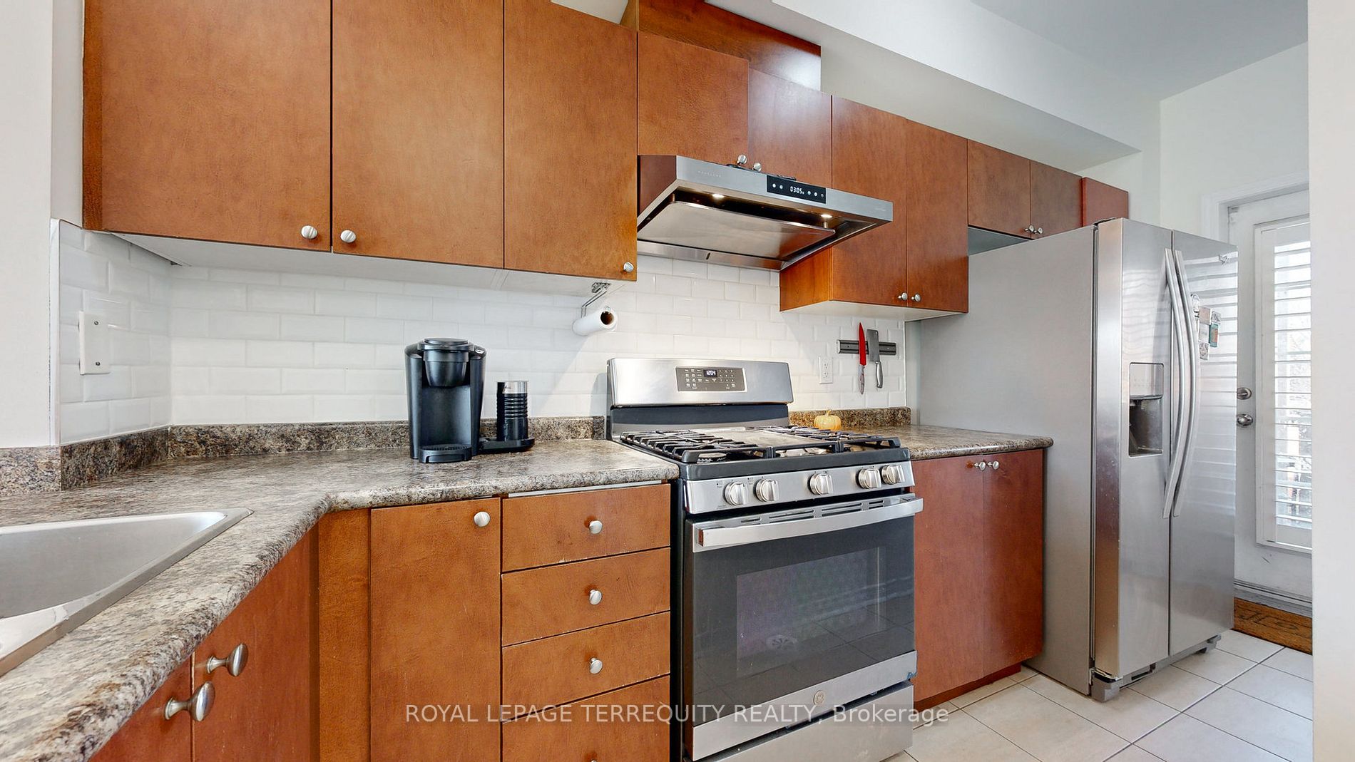 15 Island Road, #43