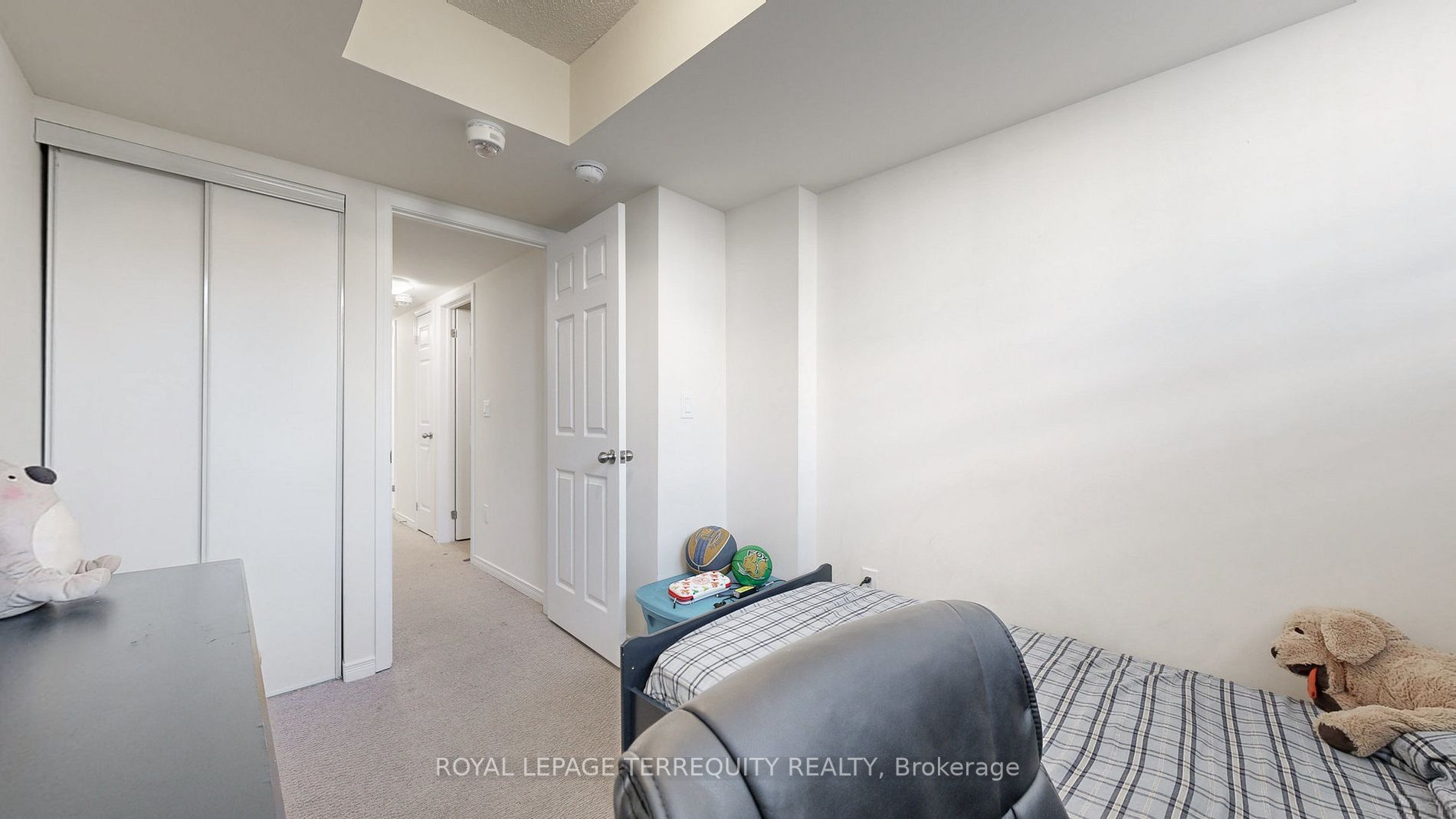 15 Island Road, #43