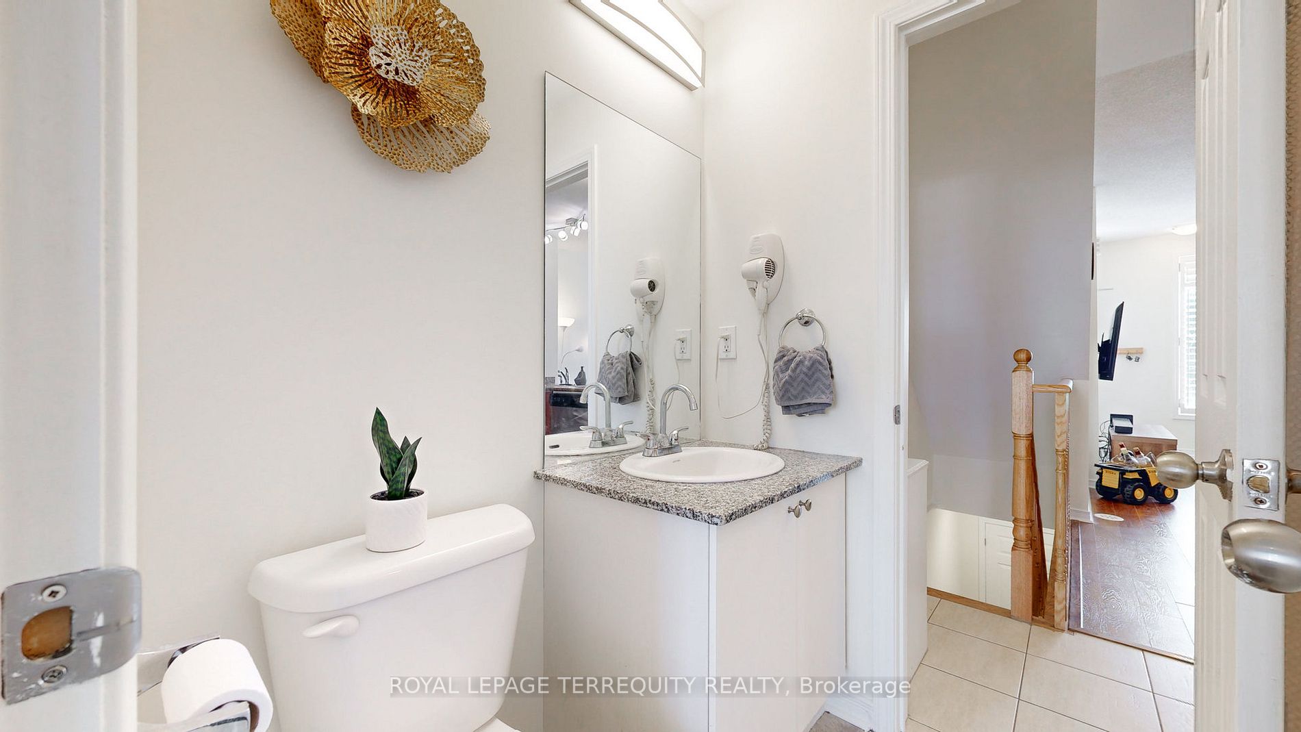 15 Island Road, #43