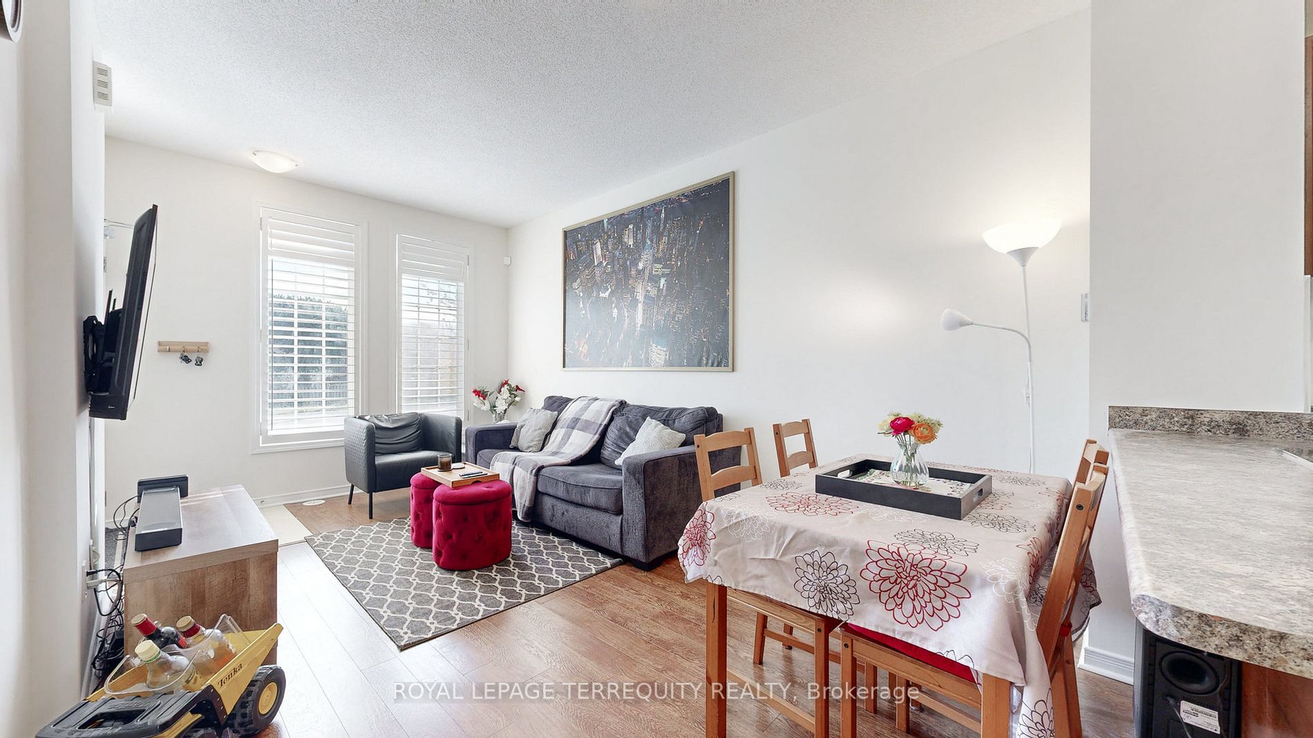 15 Island Road, #43