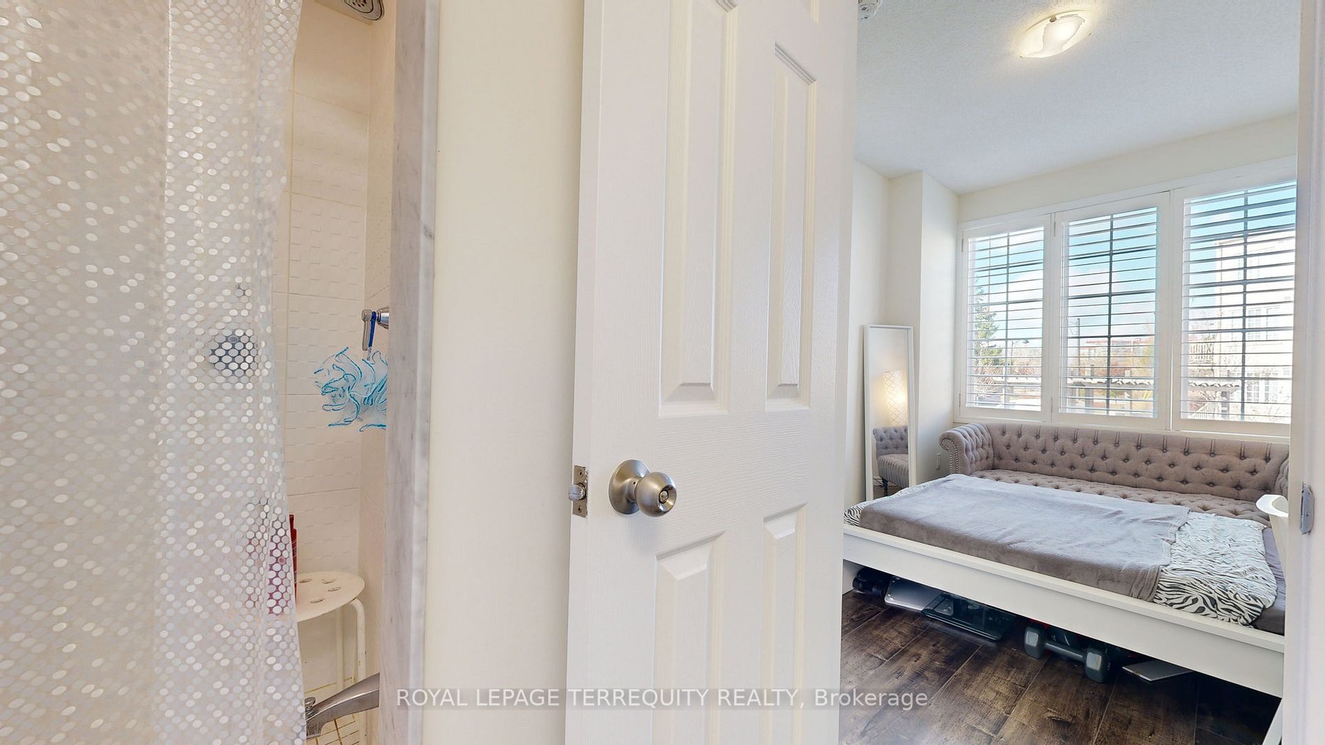15 Island Road, #43