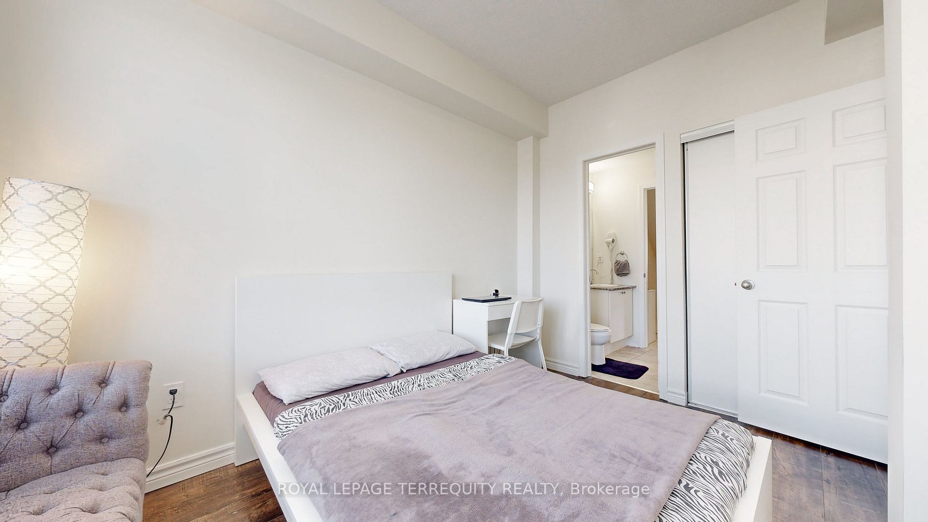 15 Island Road, #43