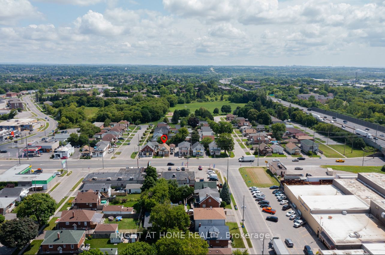 559 Ritson Rd S