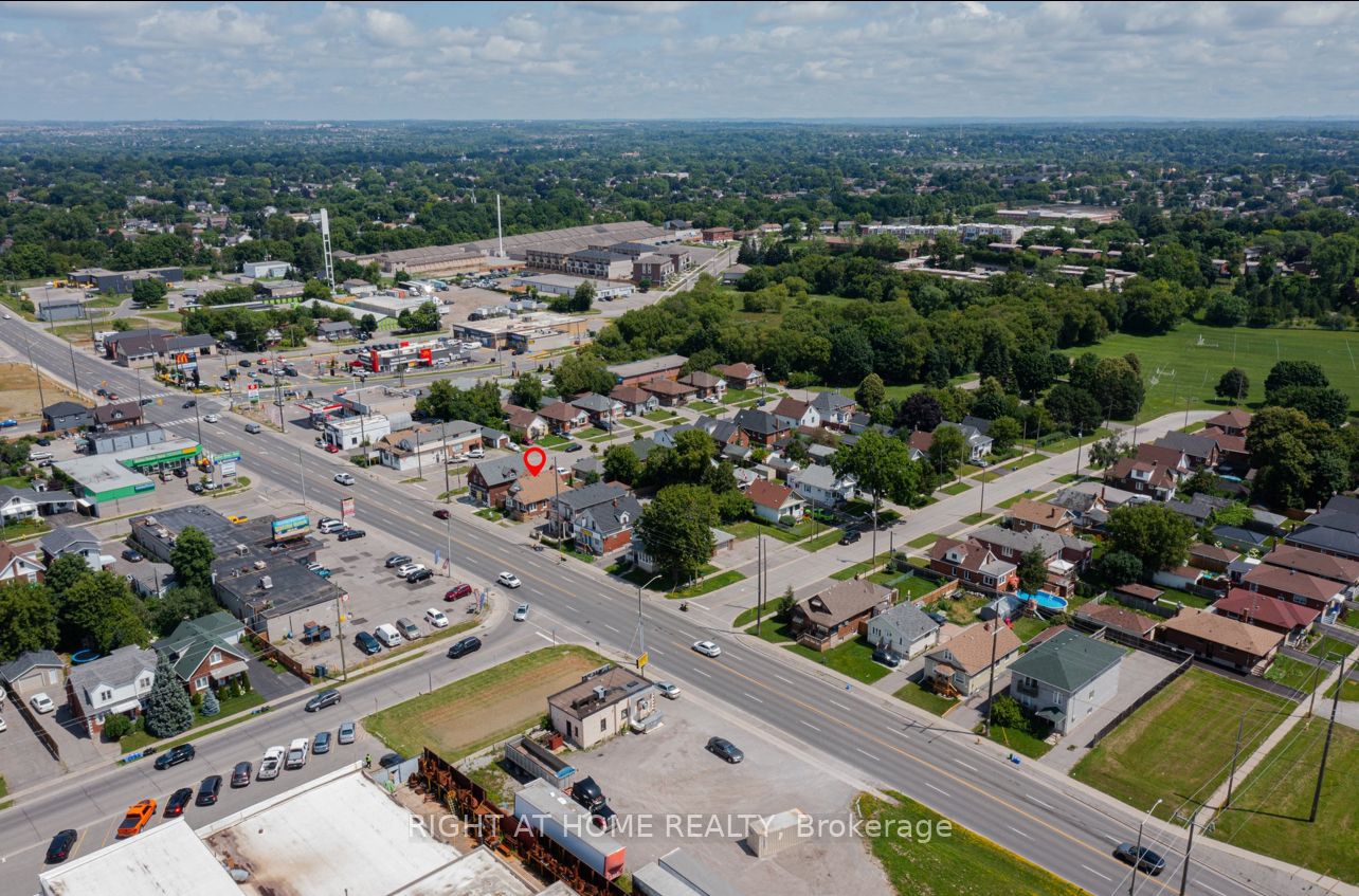 559 Ritson Rd S