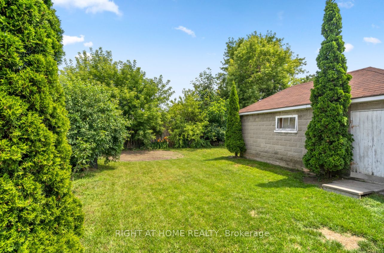 559 Ritson Rd S