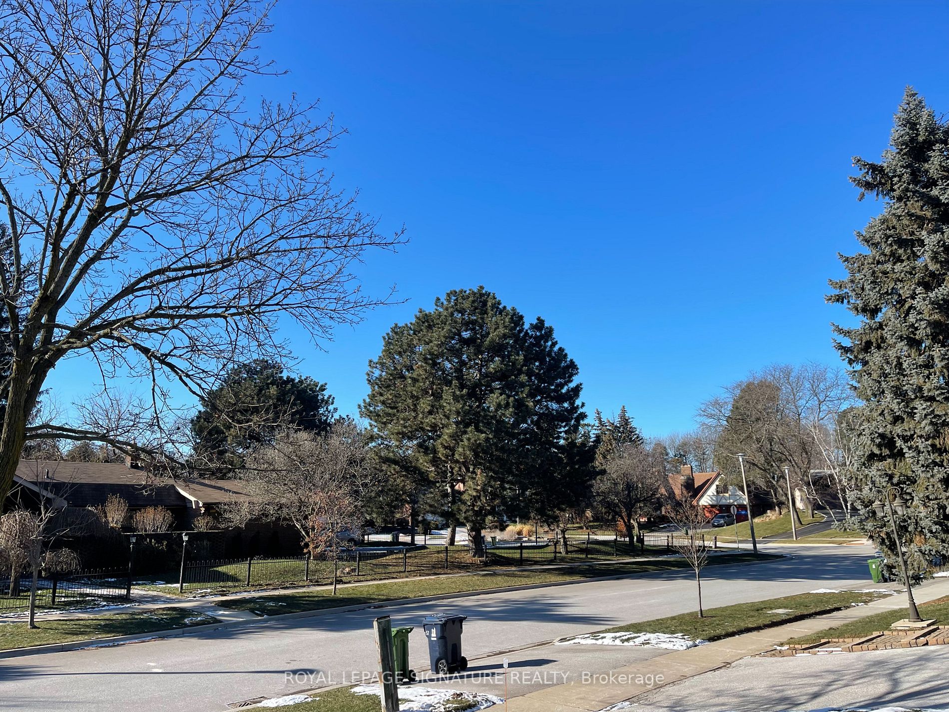 55 Creekwood Drive