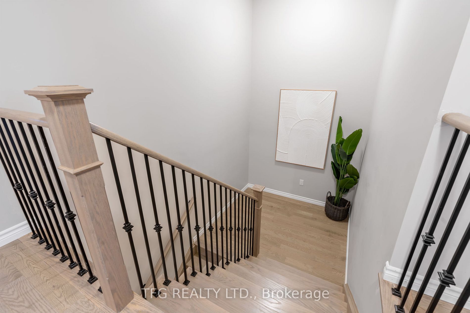 34 Broome Avenue