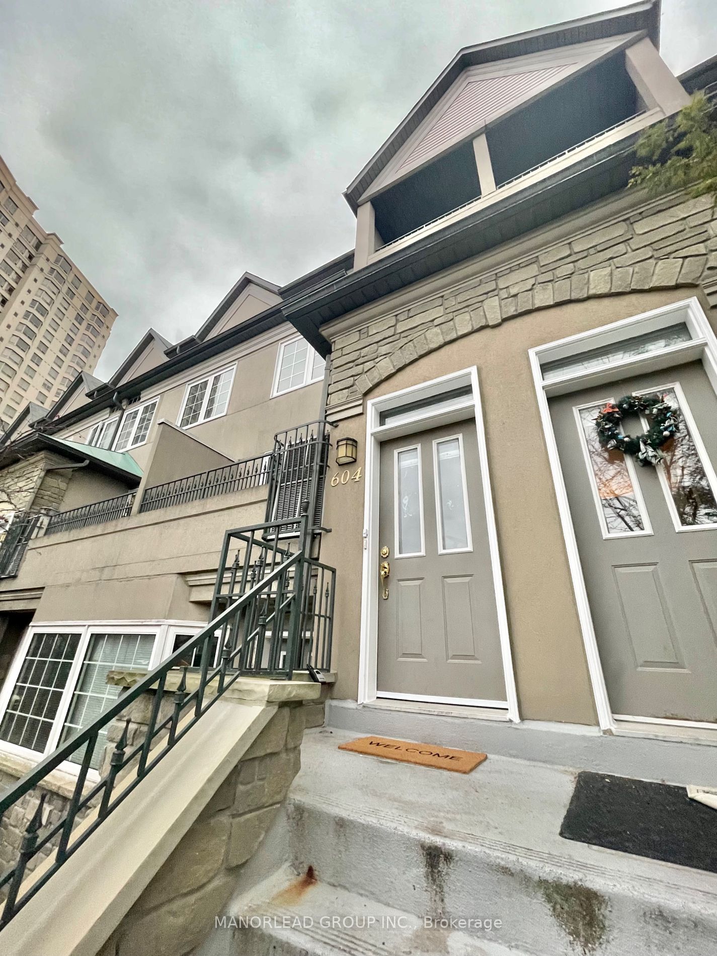 188 Bonis Ave, #604