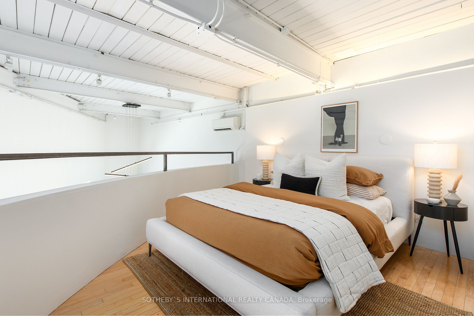 1173 Dundas Street E, #216