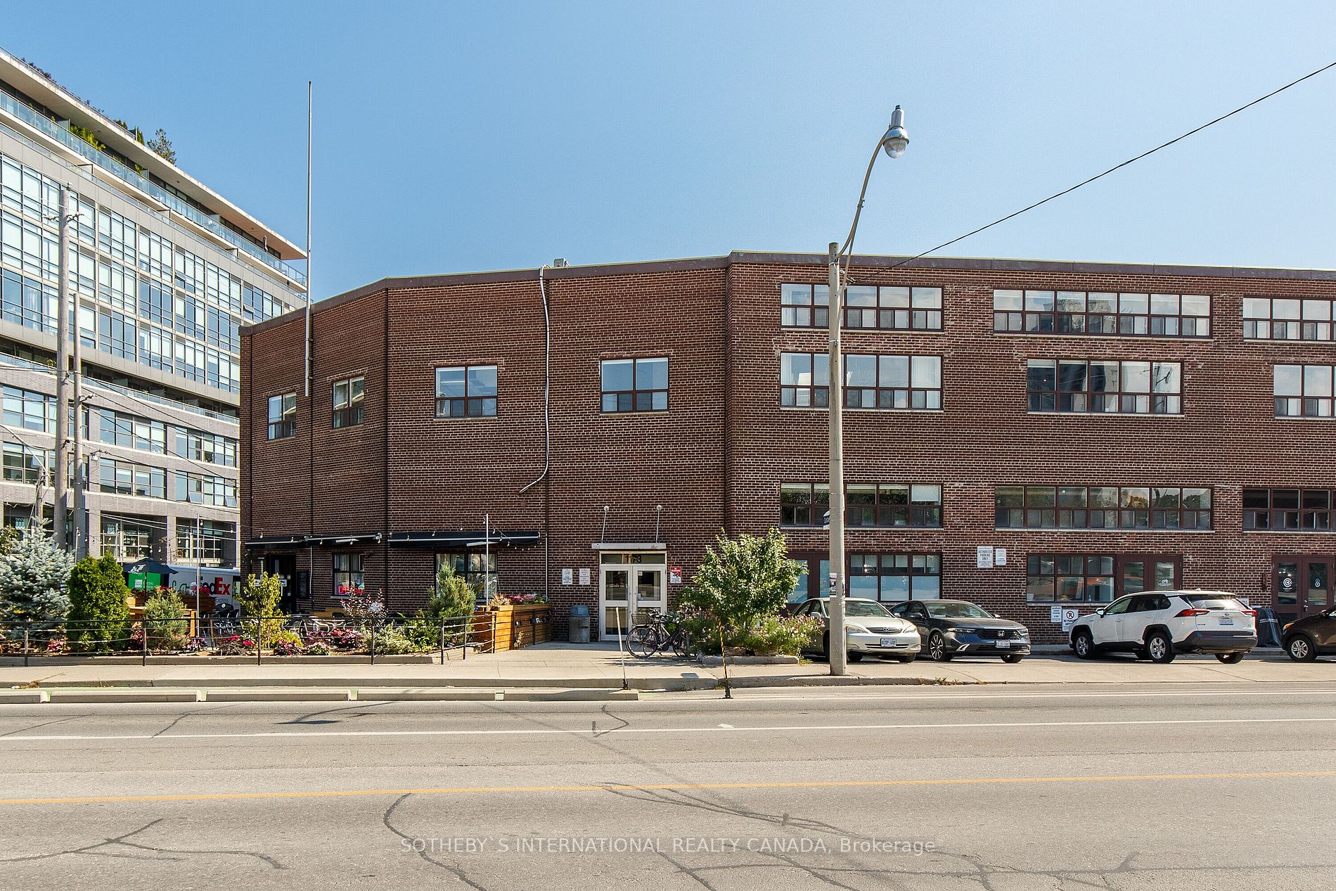 1173 Dundas Street E, #216