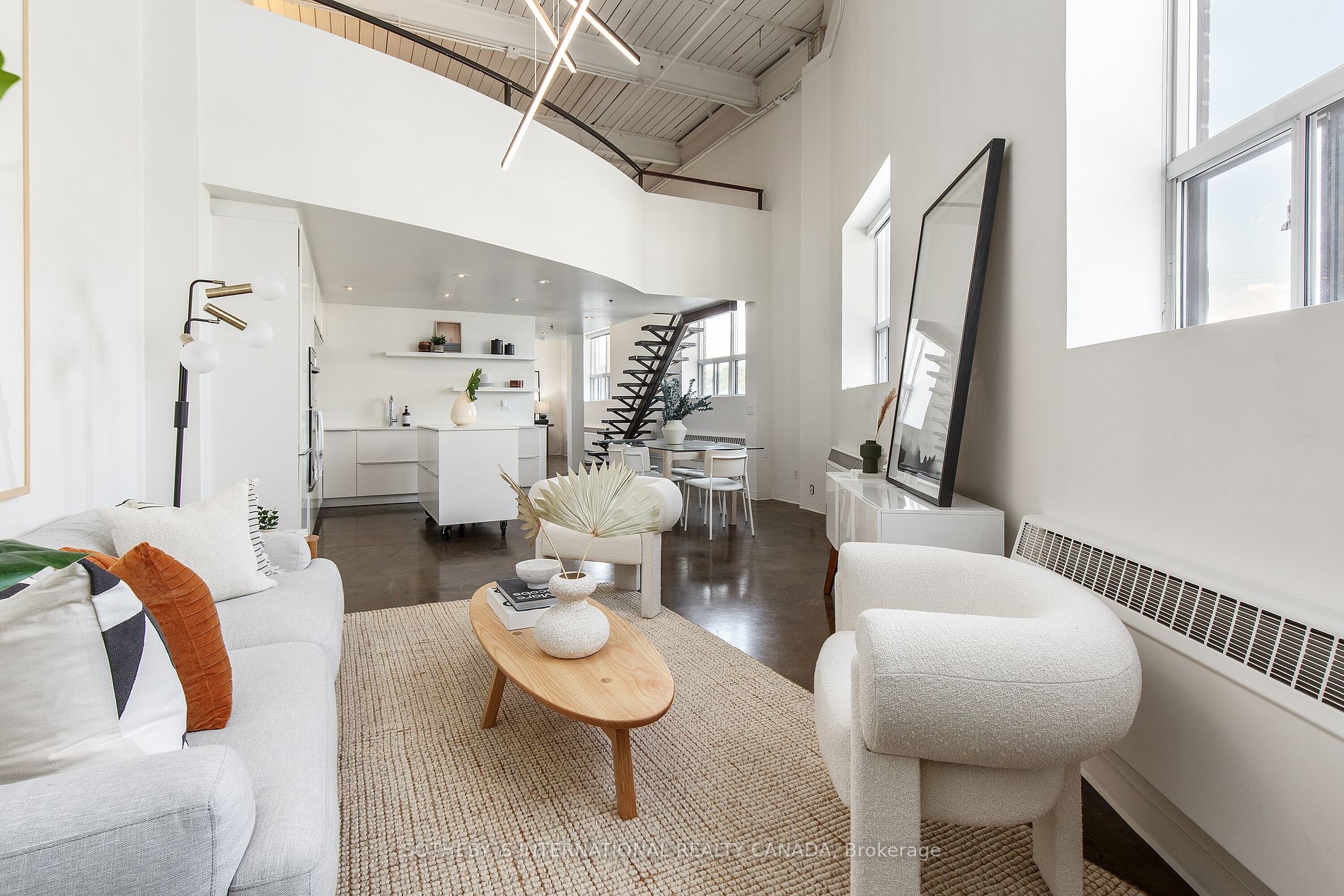 1173 Dundas Street E, #216