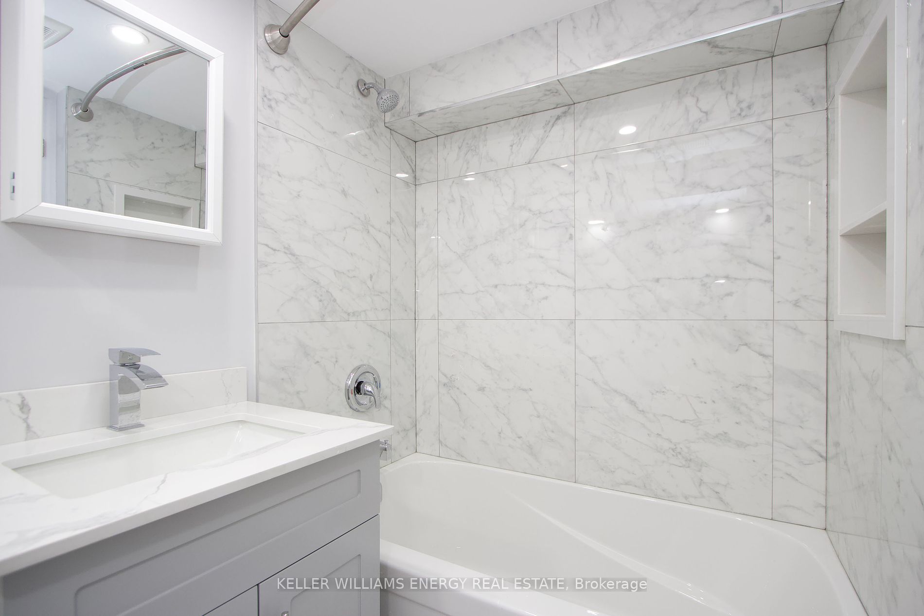 574 Olive Avenue #Lower