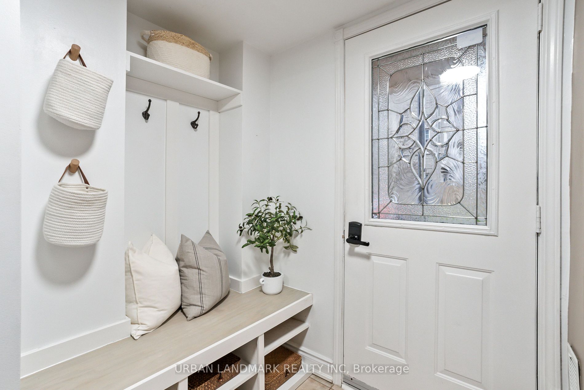 1850 Kingston Road, #33