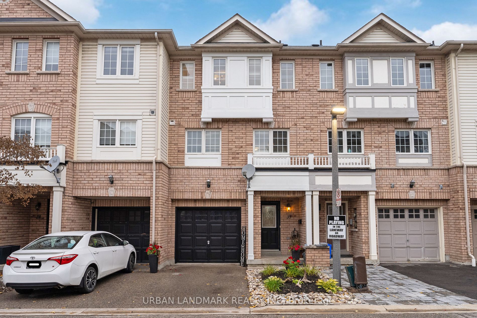 1850 Kingston Road, #33